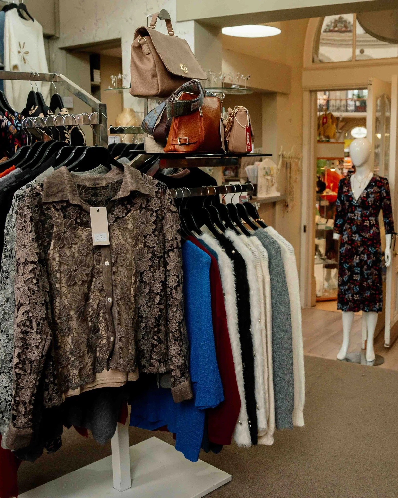 A gorgeous boutique focusing on womenswear for all occasions, @_hiddenwardrobe_ is a perfect antidote to high street fast fashion.

🛍️ With timeless pieces, seasonal essentials and a refreshing mix of styles, pop in for a lovely shopping experience.
