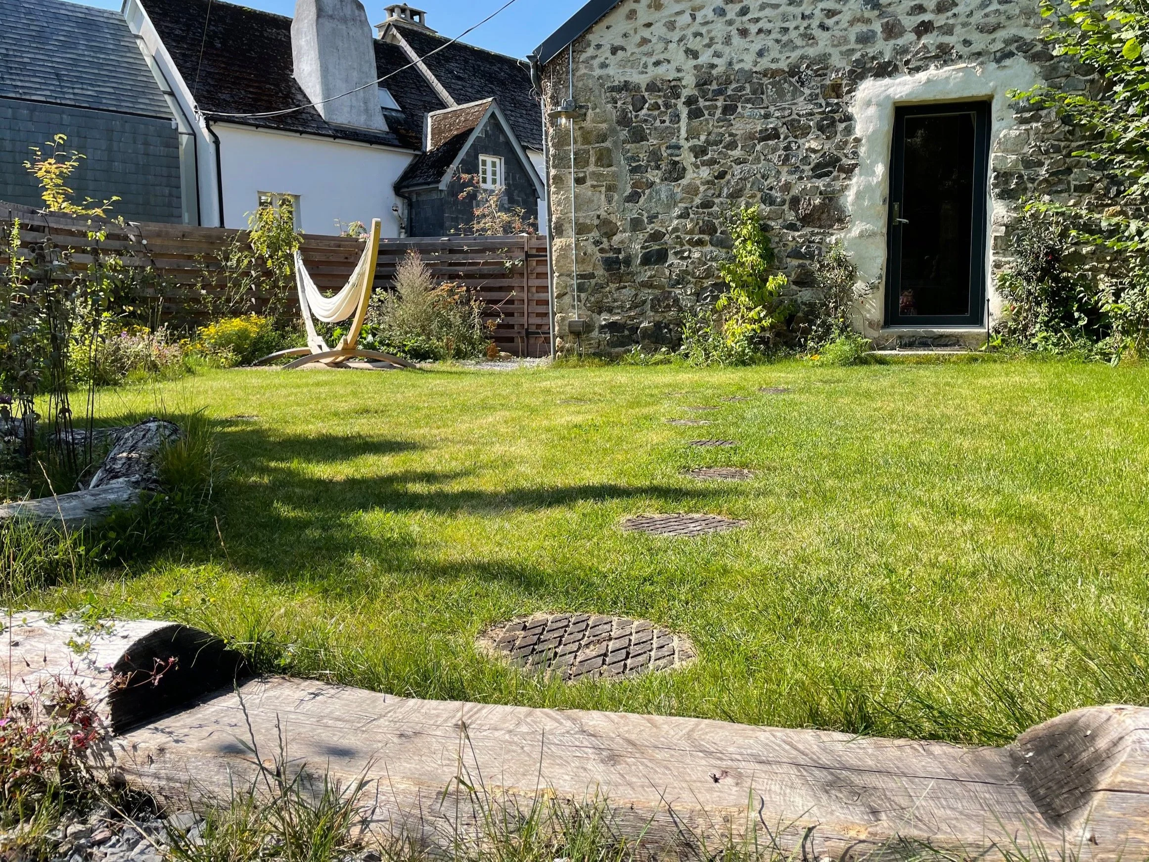 S.FORD LAWN 01.jpg