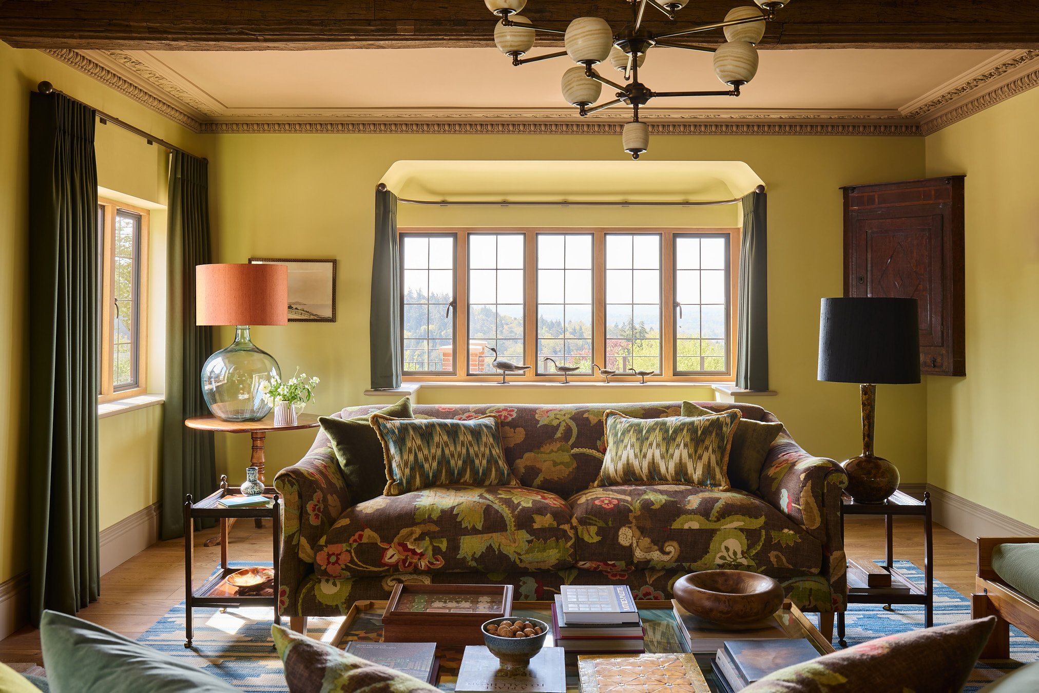 06 Pringle & Pringle Surrey Hills Boz Gagovski LR Sitting room 3.jpg