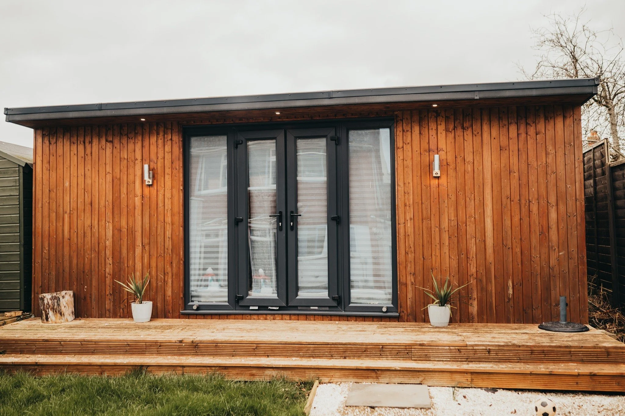 A little look inside my home studio 🤍

I know booking a photoshoot can feel like stepping into the unknown, so I wanted to show you the space where the magic happens ✨

My cosy home studio has been thoughtfully put together to feel calm, welcoming a