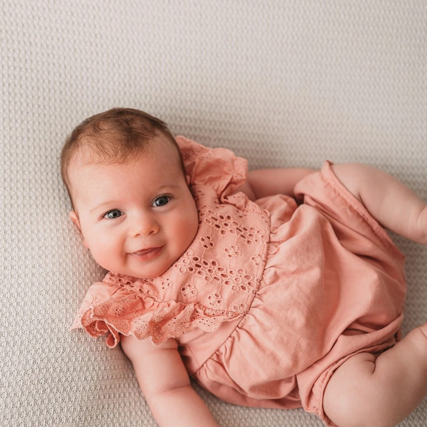 Those big, beautiful eyes ✨

Little one was all smiles and wide awake for most of her session, which meant we captured so many gorgeous expressions and those stunning big eyes in all their glory. it's lovely photographing babies when they are alert a