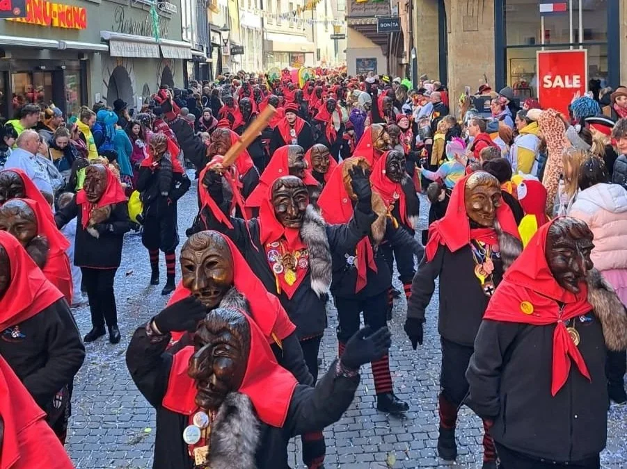 Narrentreffen in Owingen
