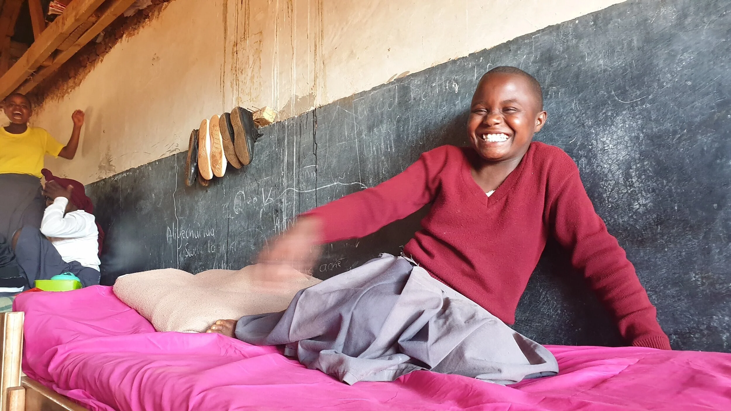 It's so simple to support Lyra with AmazonSmile 