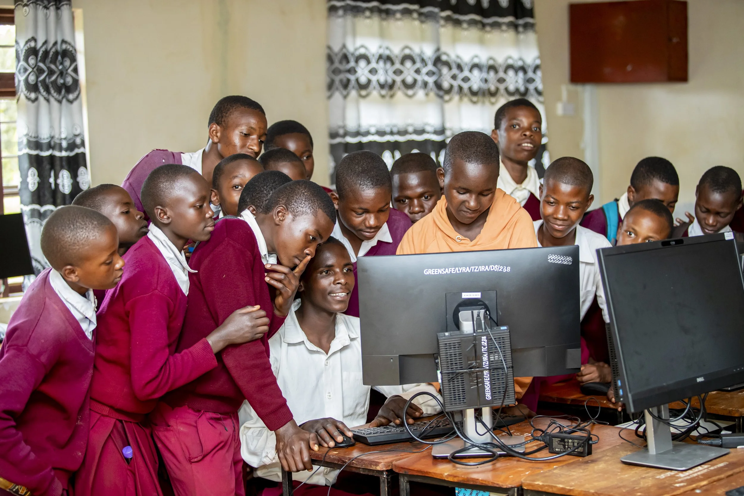 We are hiring! Are you our Digital Learning Fellow? 