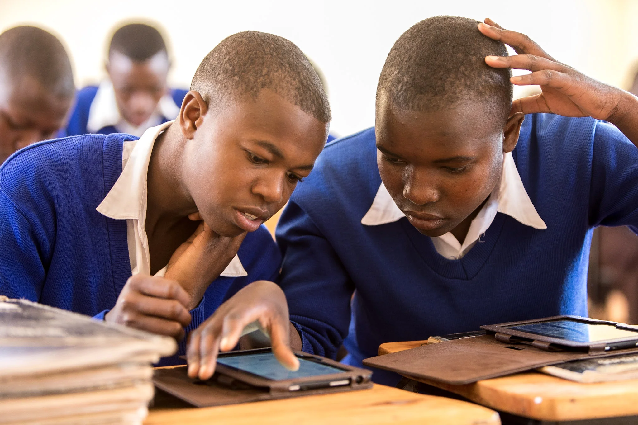 19-Adam Dickens 2017 - Lyra in Africa, Tanzania 127.jpg