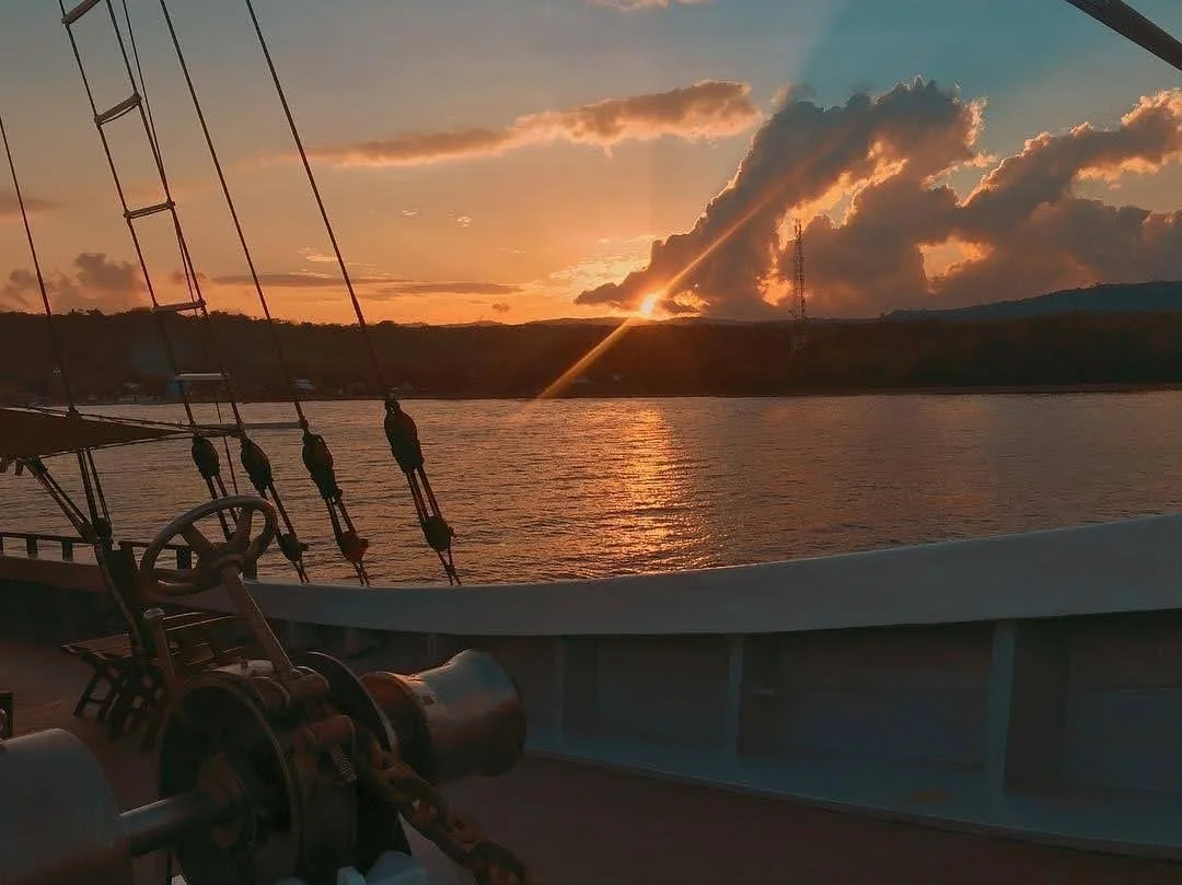 Can Long-Distance Relationships Survive Constant Travel for Work?