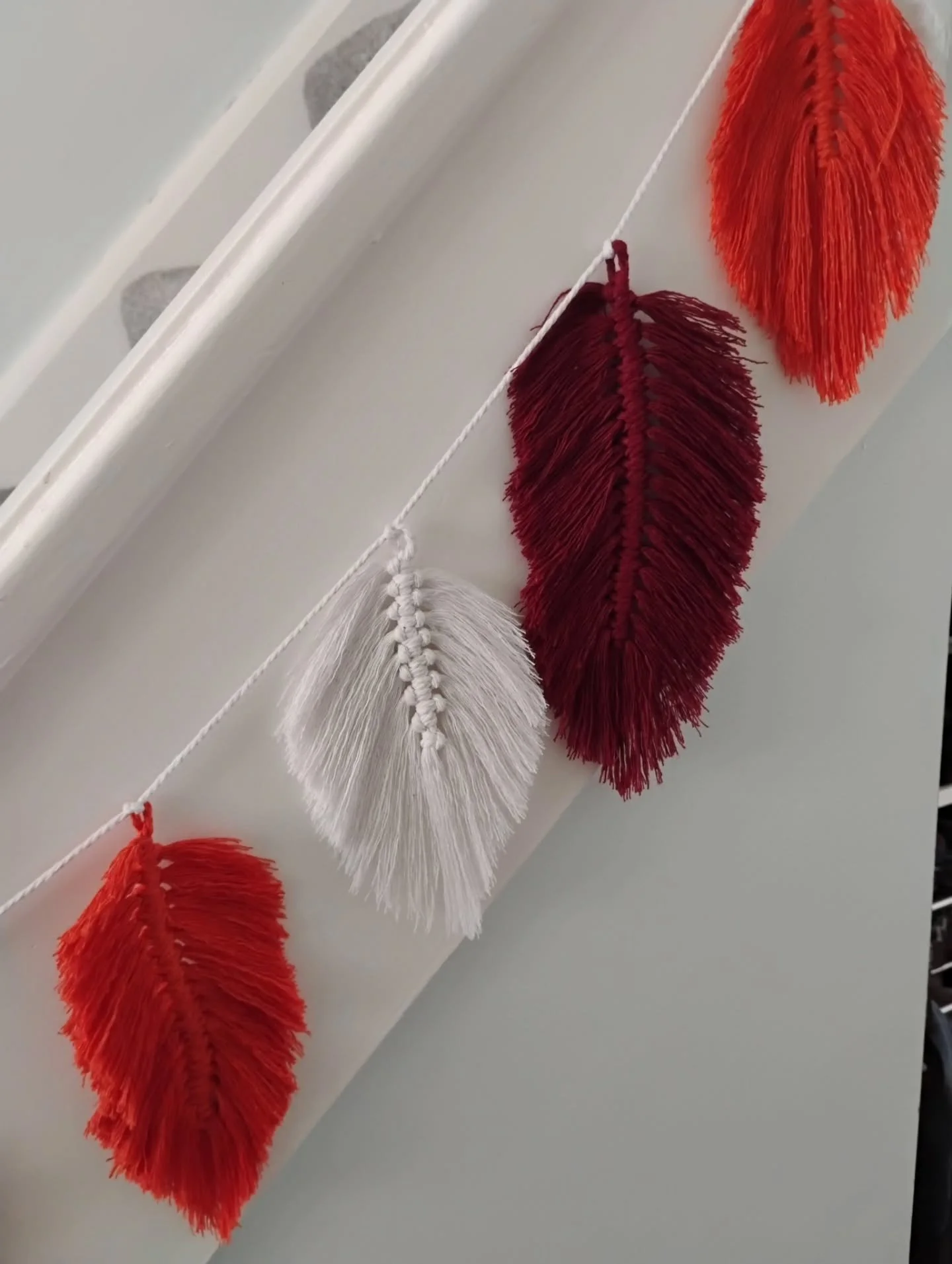 I found this leaf macrame kit in a charity shop. The leaves were very simple and repetitive to make so it was a great in front of the telly craft.

#macram&eacute; #leafgarland #craftersgonnacraft