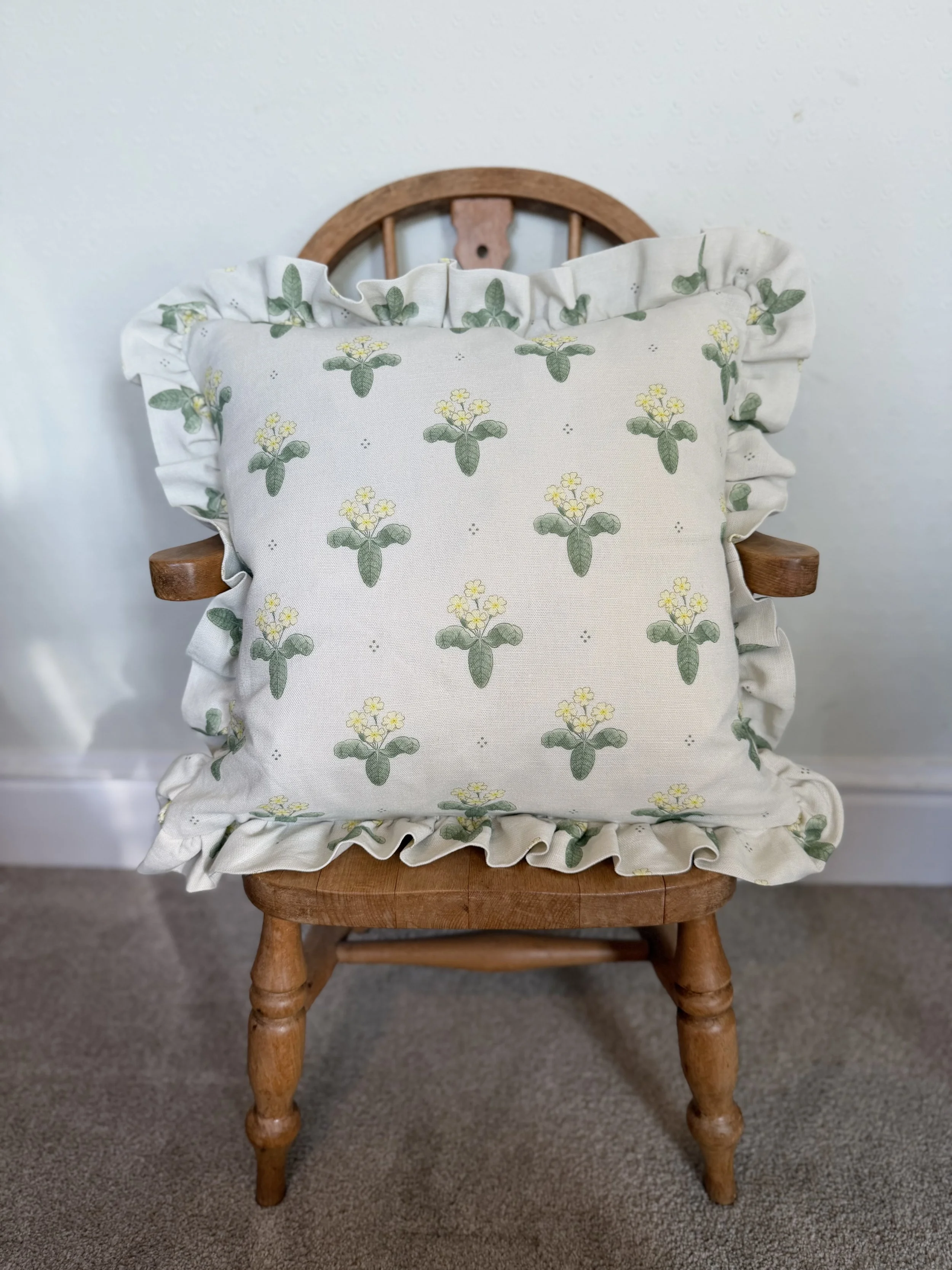 Primrose Ruffled Cushion in Chalk