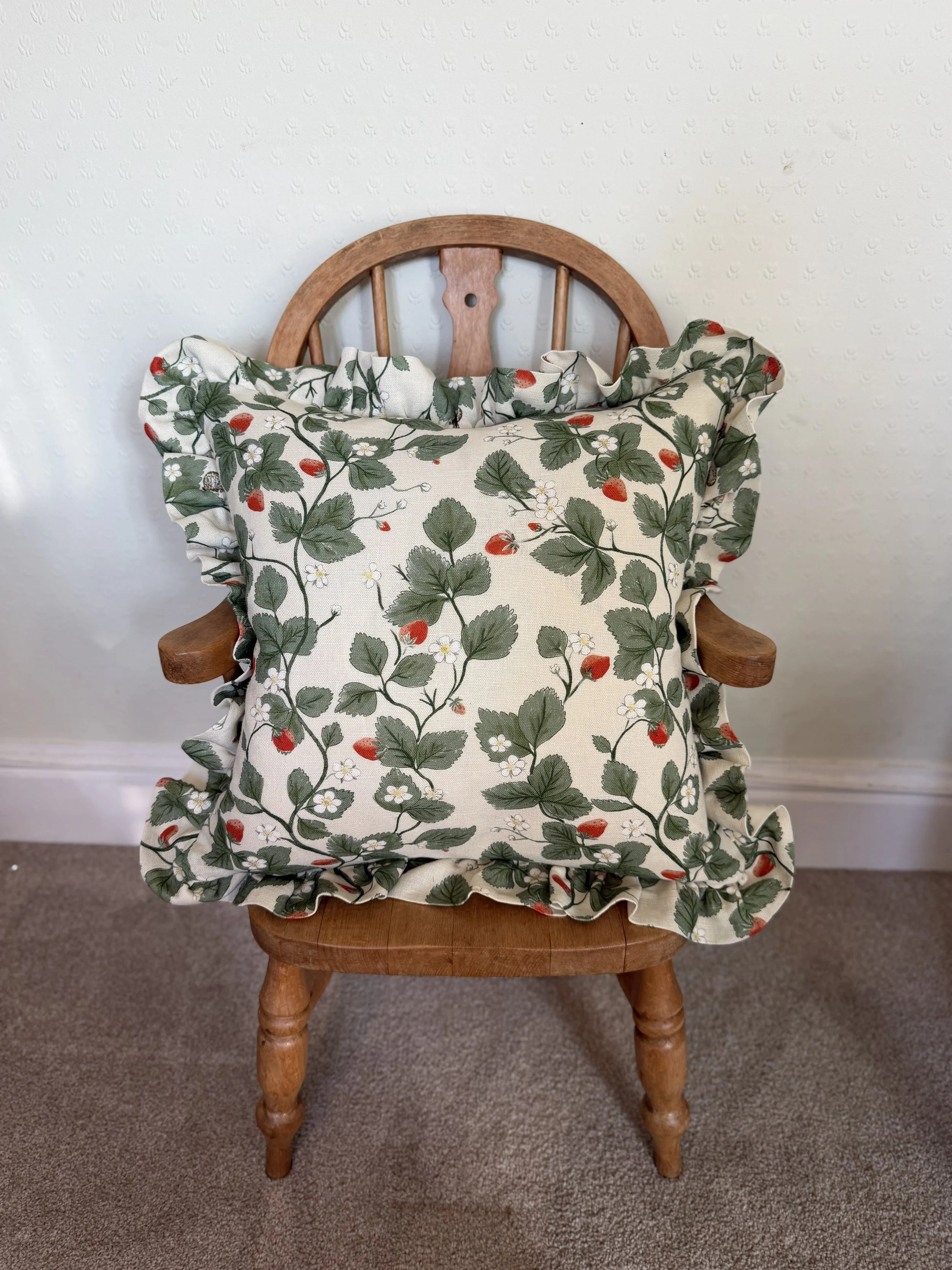 Trailing Strawberries Ruffled Cushion