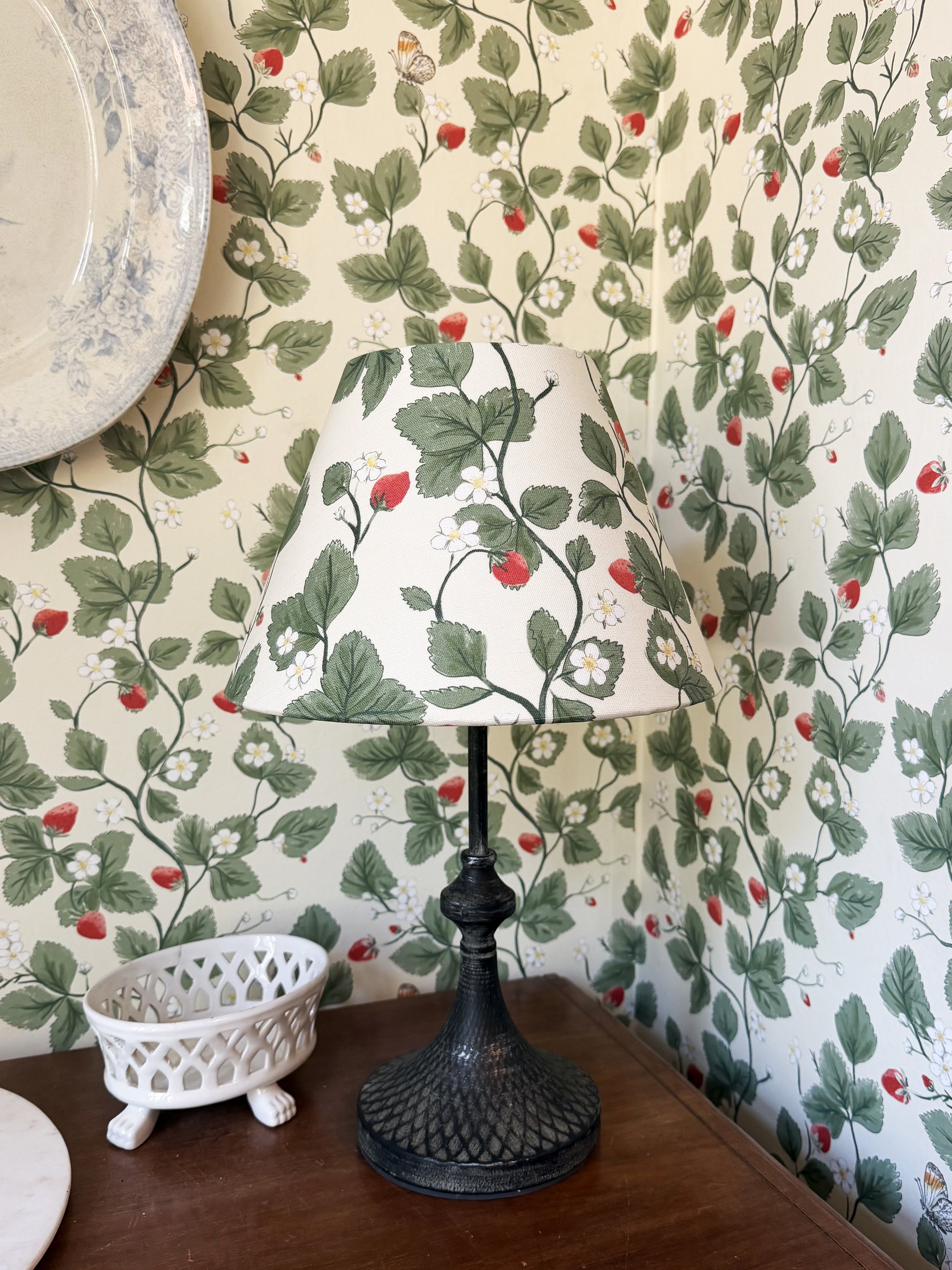 ED_lampshade_pattern on pattern.jpg