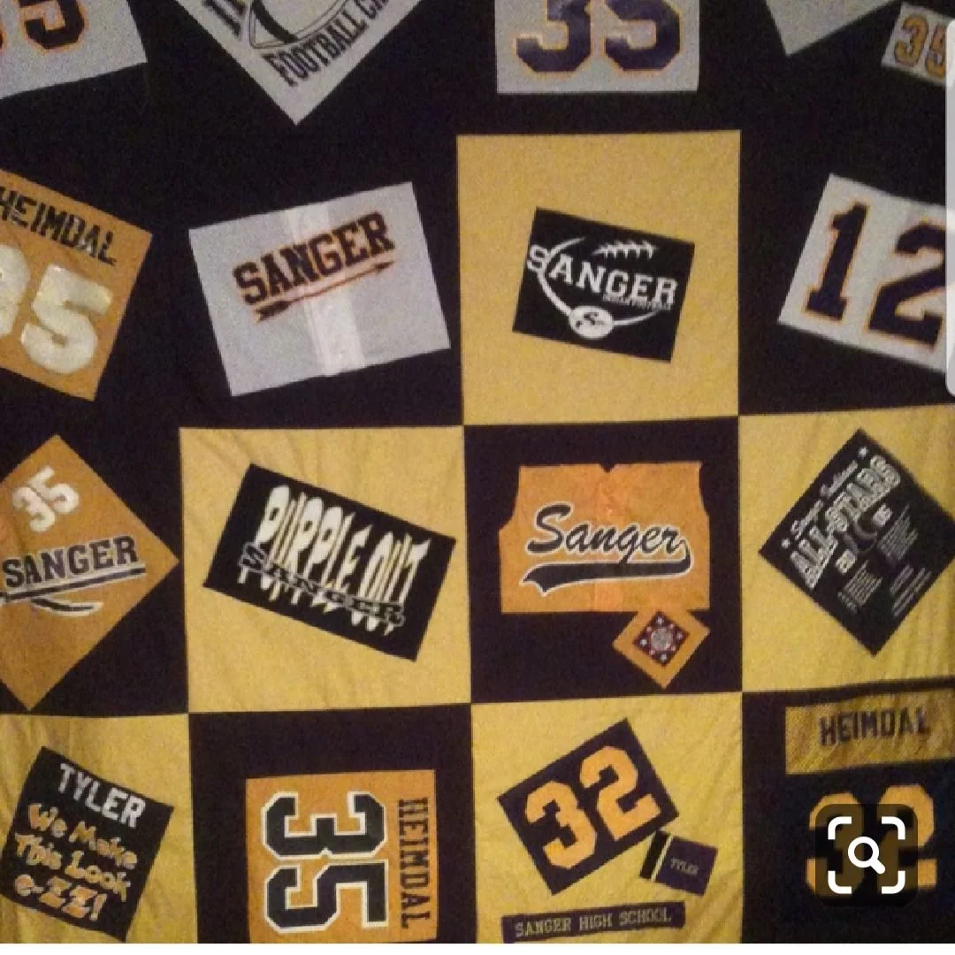 Graduation Quilts0004.jpg