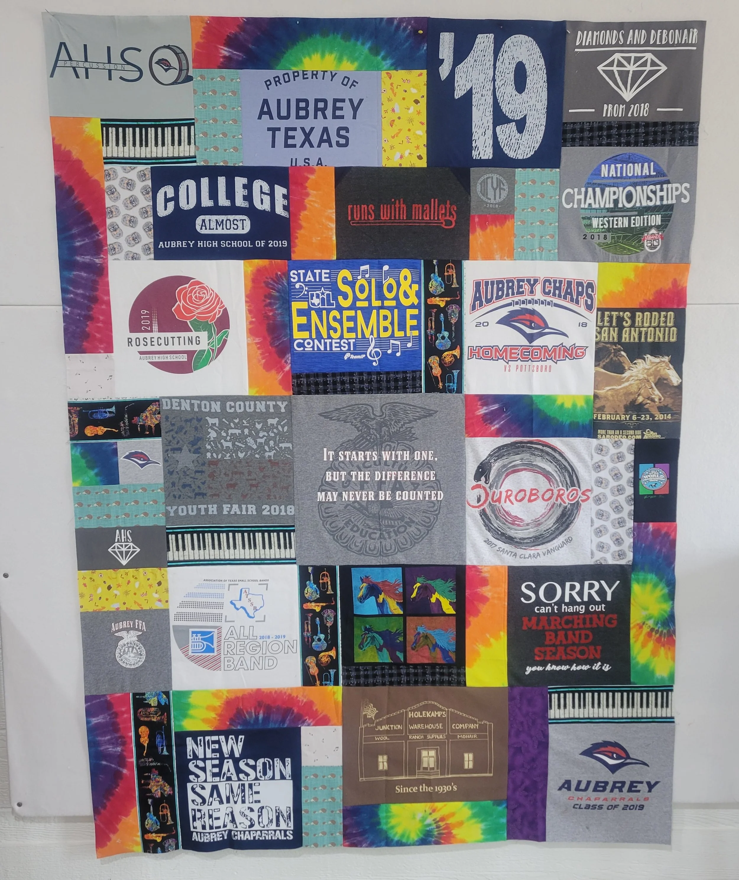 Graduation Quilts0015.jpg