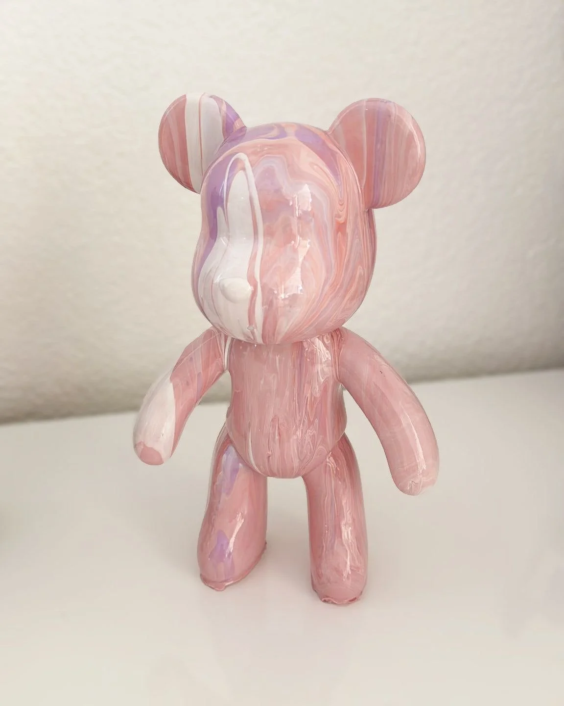  Acrylic Pouring Workshop. 
A creative session where guests explore fluid art techniques. Options include pouring on canvas or decorative bear figurines.
 From 200pp AED. 
 
Category: Team Building & Social,
Category: Team Wellbeing,
 