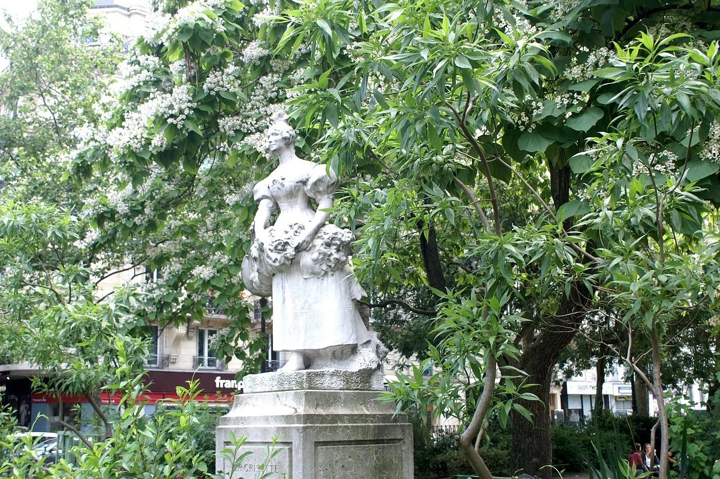 statue-la-grisette (1).jpg