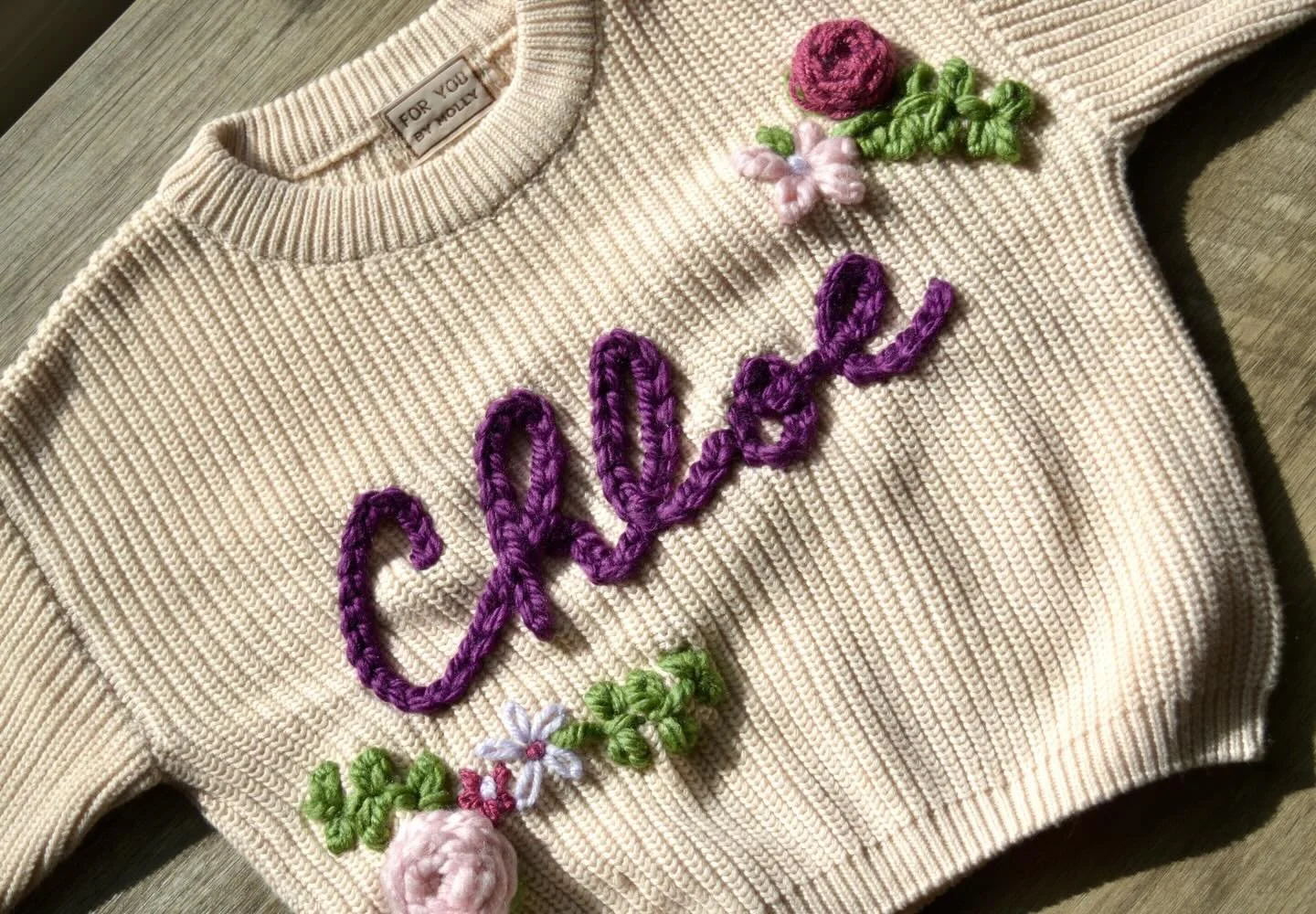 Some flowers for your feed 💐🪻🌺 

The sweetest sweater for little miss Chloe 💜 

Had to post this one today to bring some brightness and warmth during this crappy weather we&rsquo;ve been having!! This purple yarn has such a lovely shine to it, I 