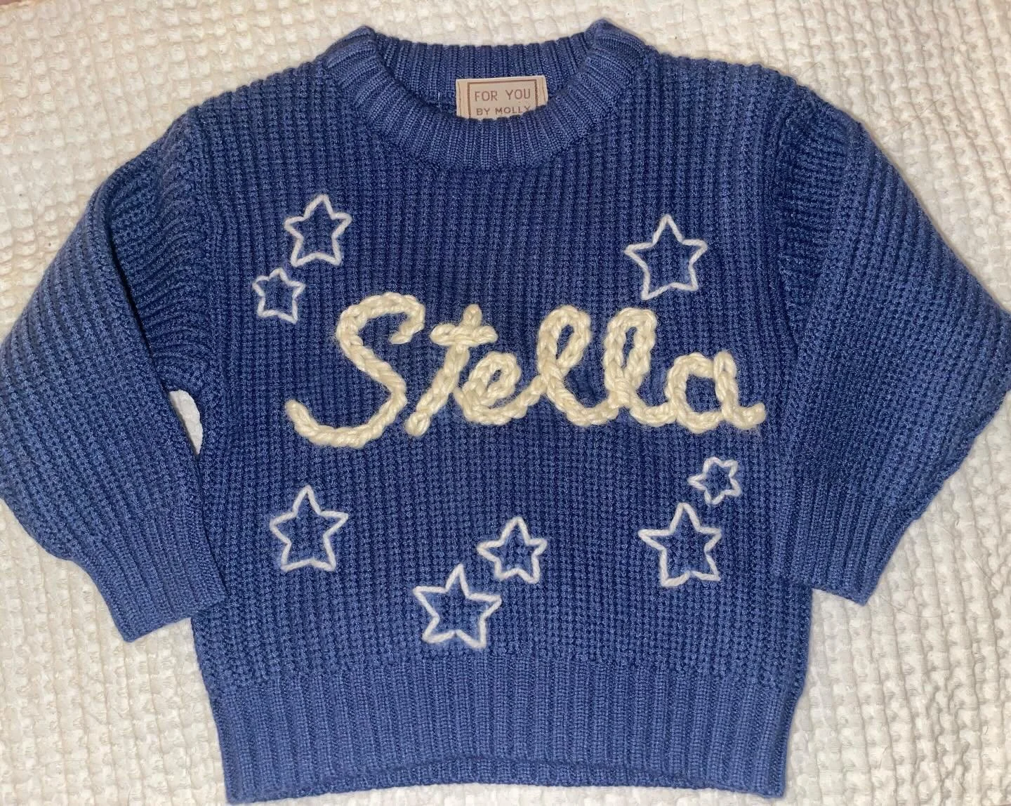 ⭐️✨ STELLA ✨⭐️

I absolutely love making your custom designs come to life on a sweater!! Little miss Stella is going to be the ~star~ of the show in this adorable sweater!!

#babysweater #customdesign #handembroidery