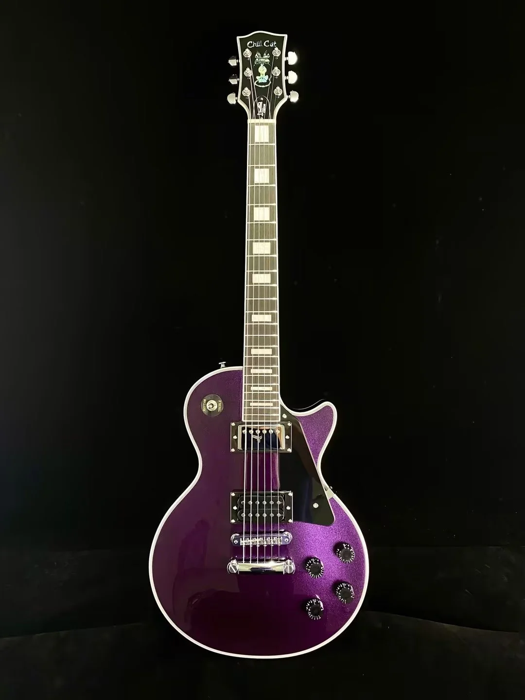 Chill Cat MOD SHOP Collection Metallic Sparkling Purple Electric Guitar