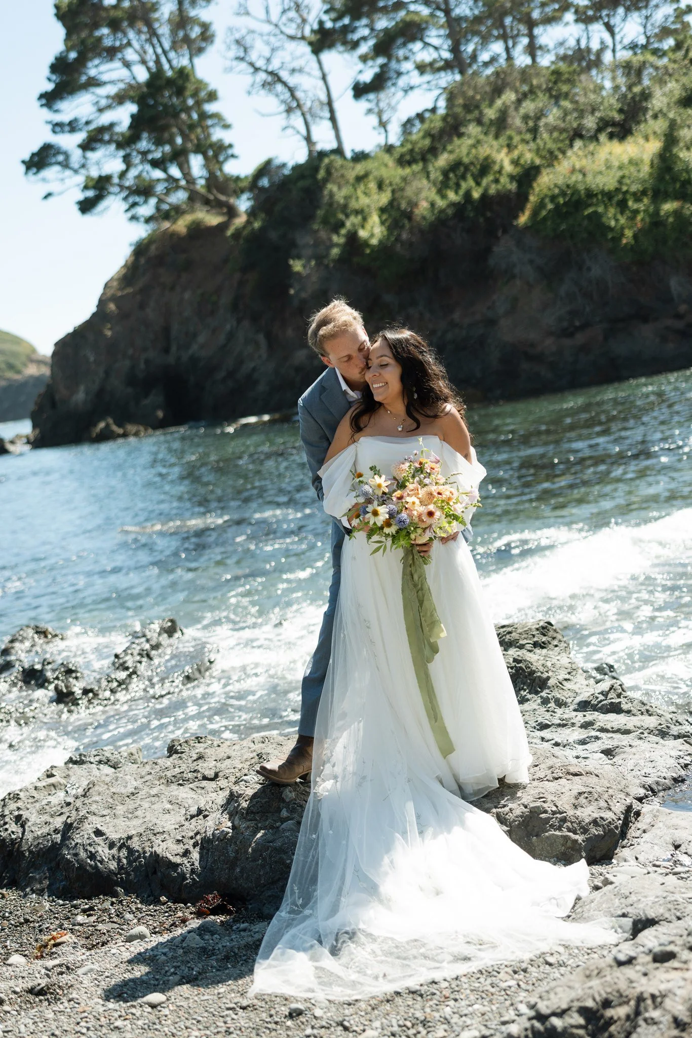 AllisonStoddard_Bry+MattFirstLook-89.jpg