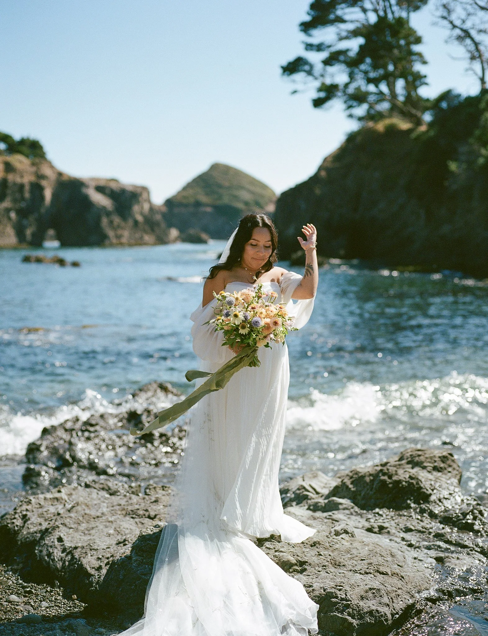 AllisonStoddard_Bry+MattFirstLook-101.jpg