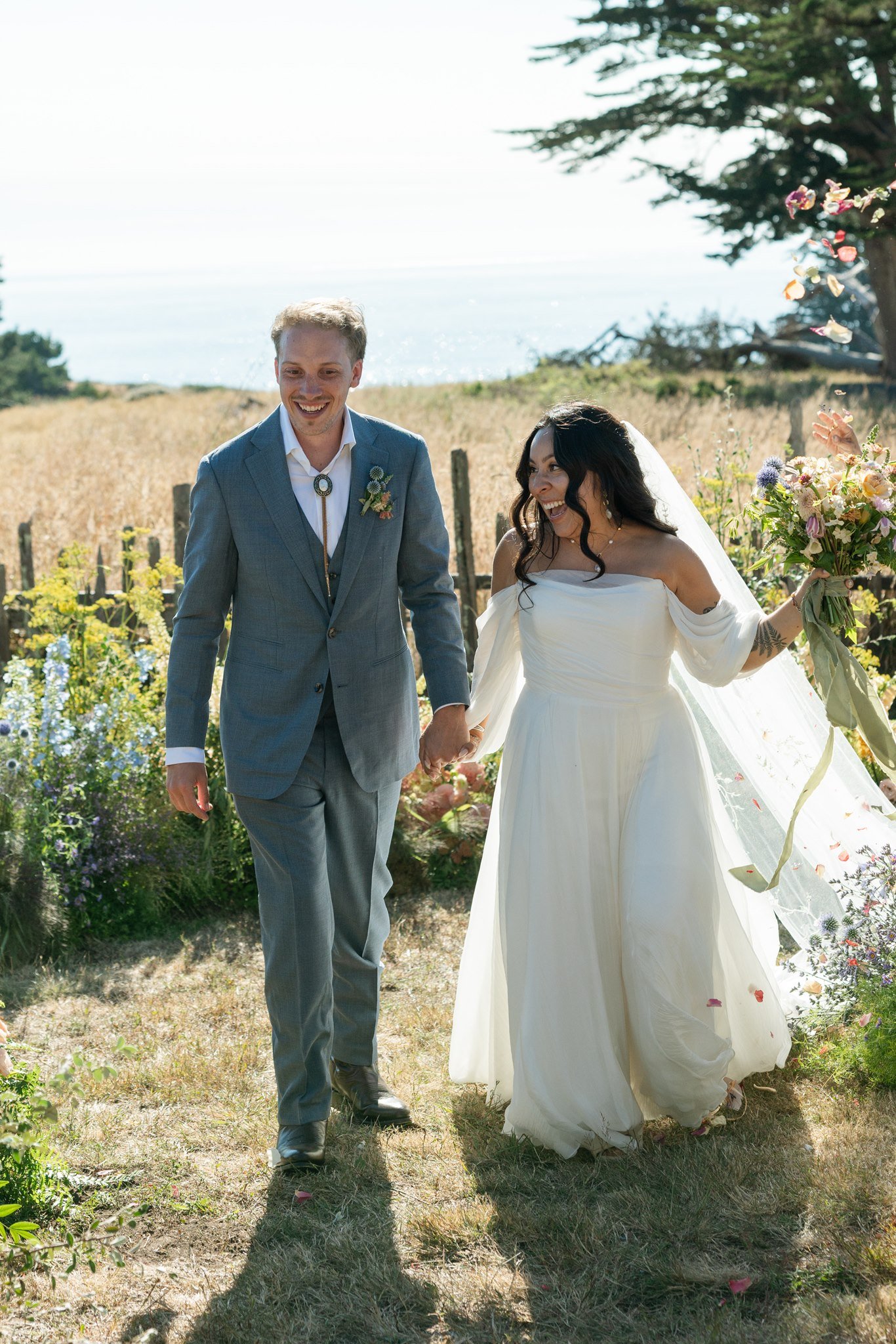 AllisonStoddard_Bry+MattCeremony-99.jpg