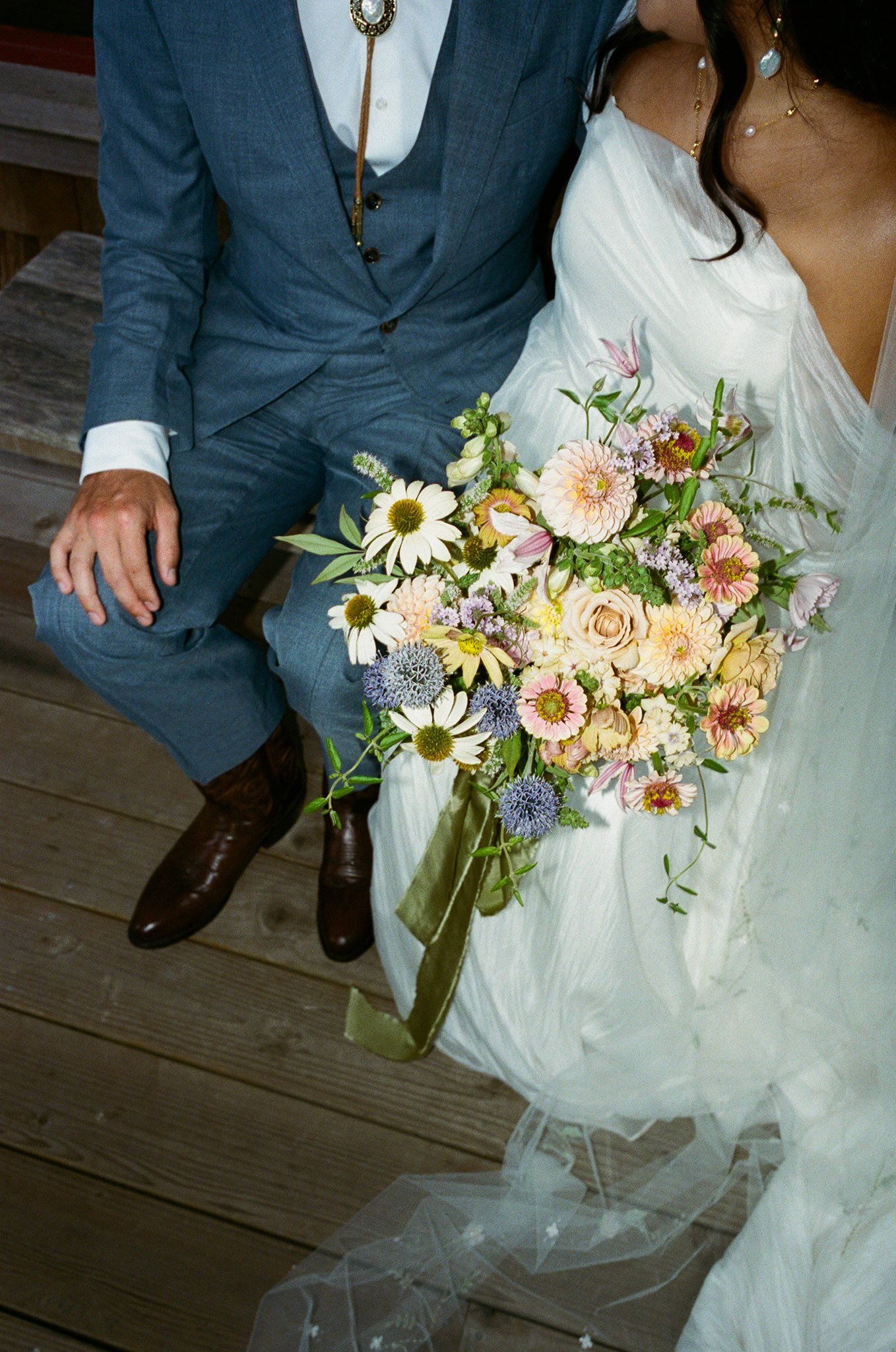 AllisonStoddard_Bry+MattFirstLook-36.jpg