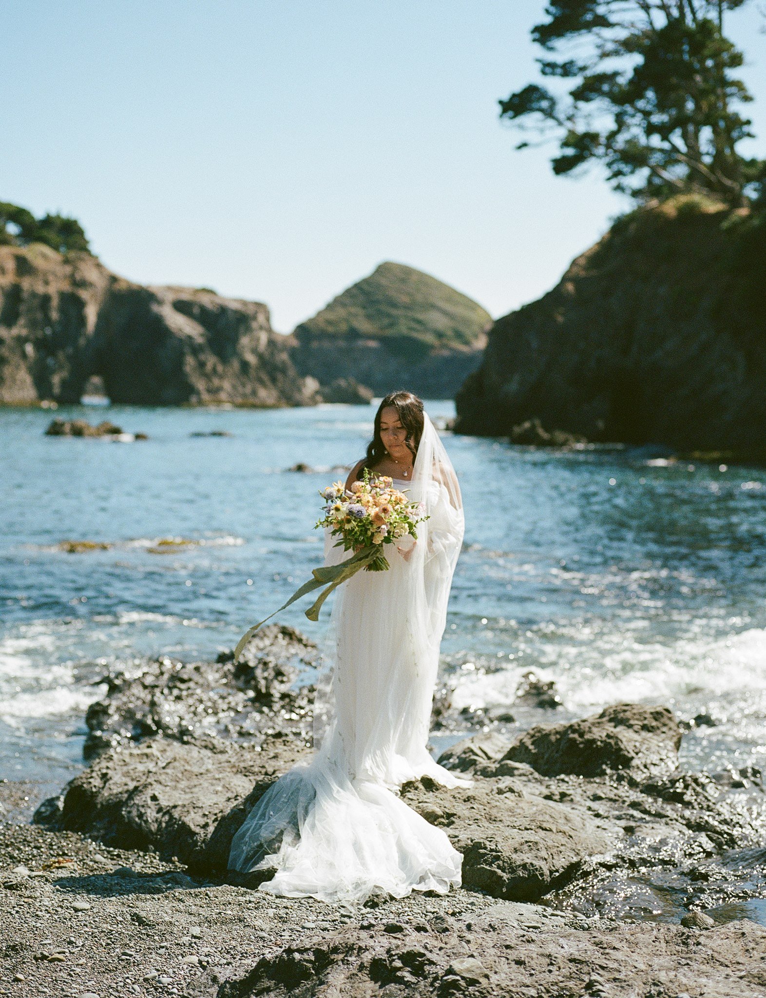 AllisonStoddard_Bry+MattFirstLook-104.jpg
