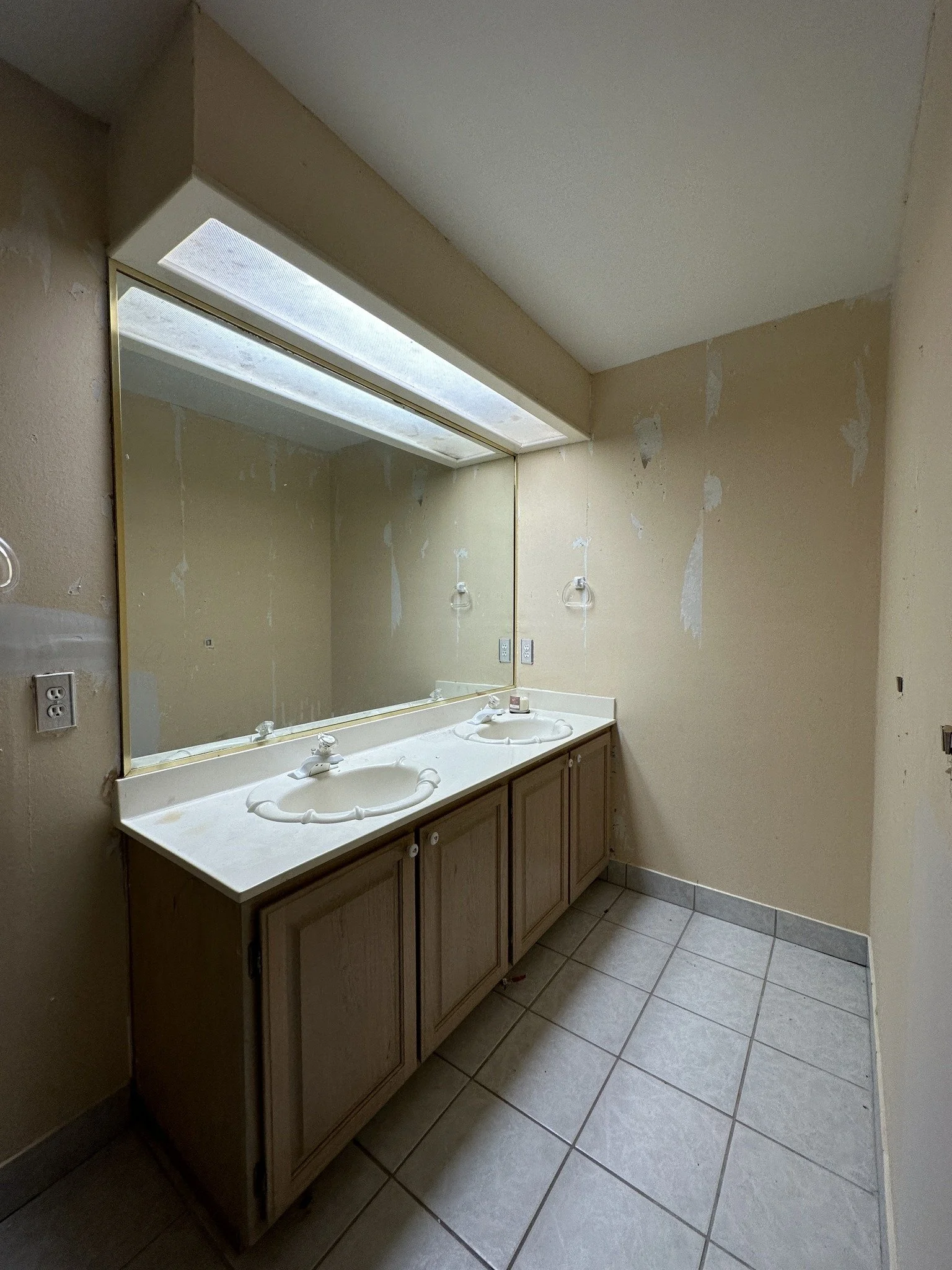 Bathroom remodeling contractors