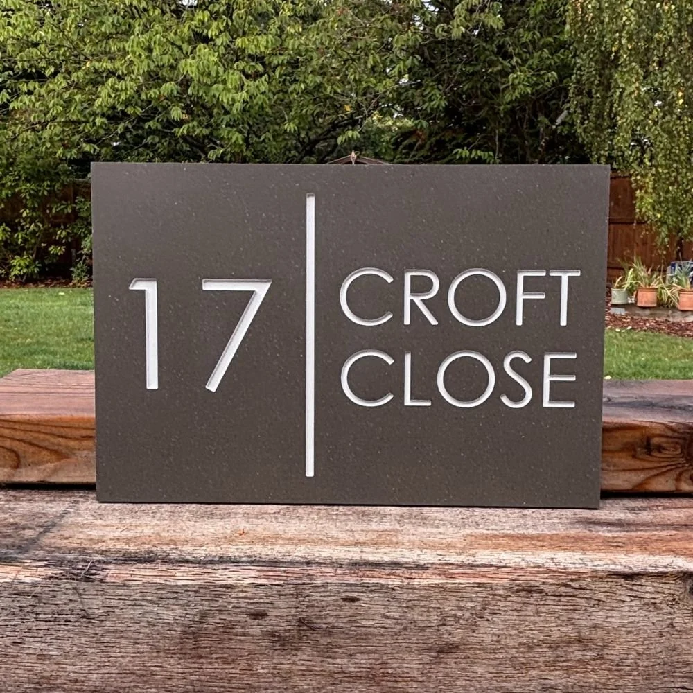 Modern Rectangle Engraved Stone House Sign with vertical line – modern, rectangular, stone, vertical, engraved lettering