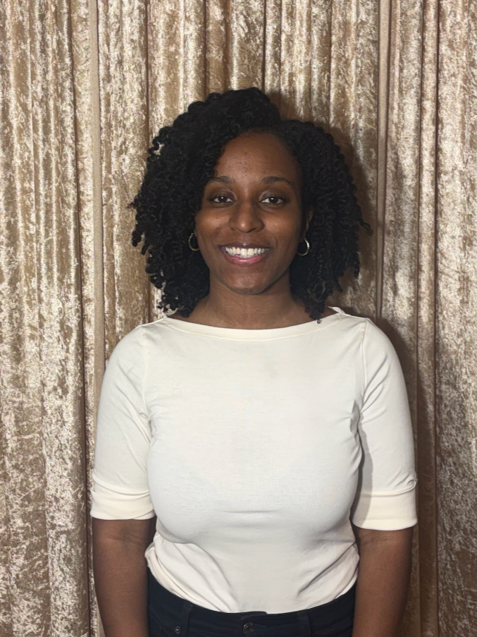 Nisani Walser - Singer-Dancer