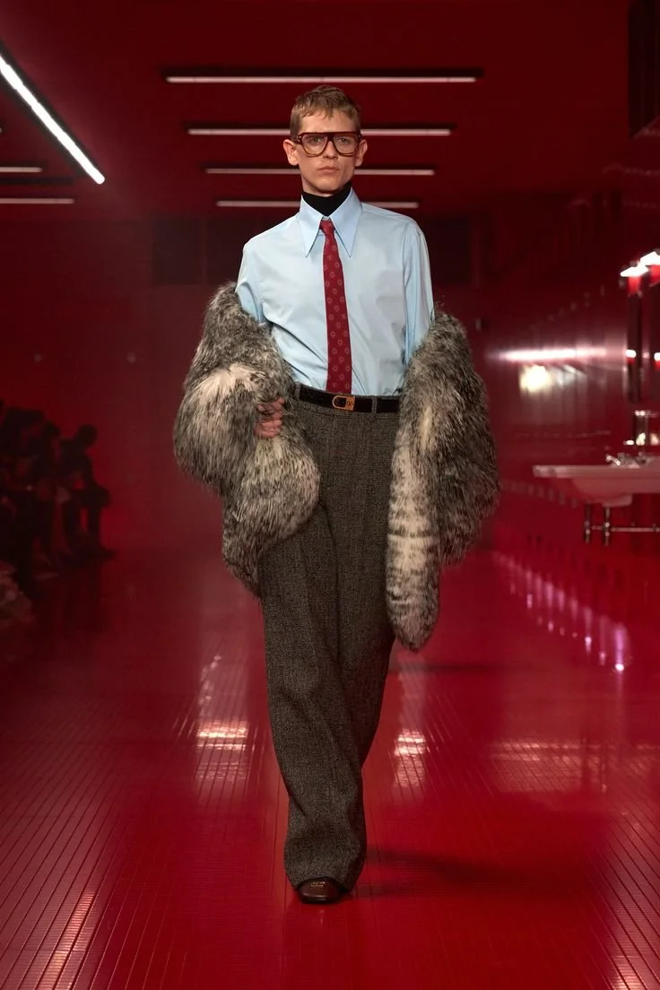 Valentino Fall 2025 Ready-to-Wear https___www_vogue.com_fashion-shows_fall-2025-ready-to-wear_valentino_slideshow_collection#78.jpg