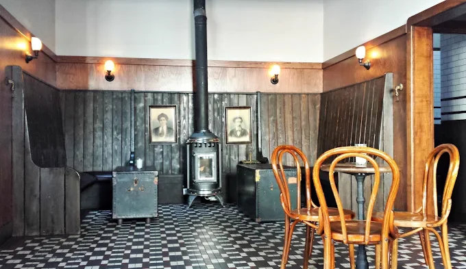 Dogpatch Saloon