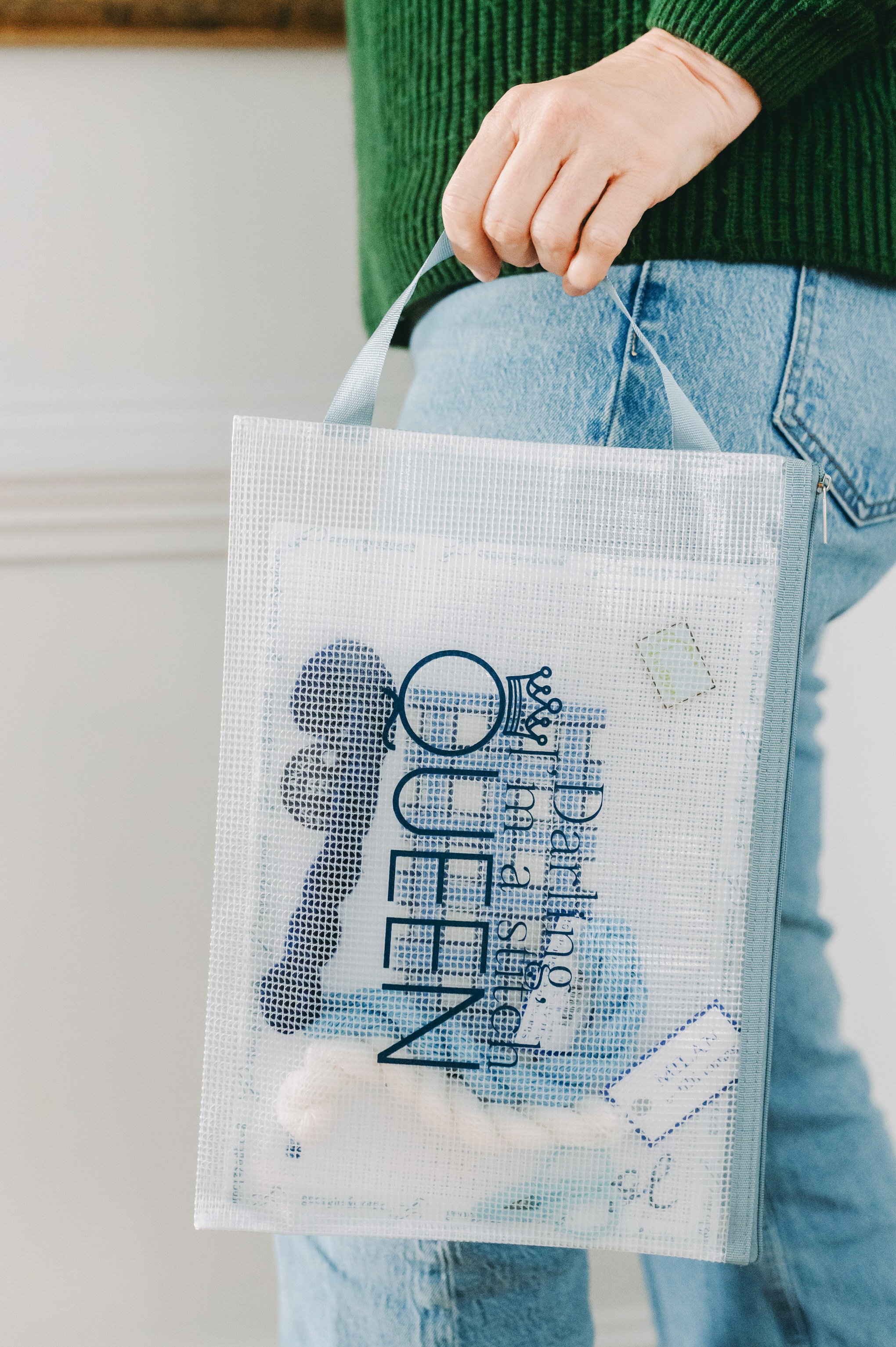 Darling, I'm a Stitch Queen Project Bag with Handle