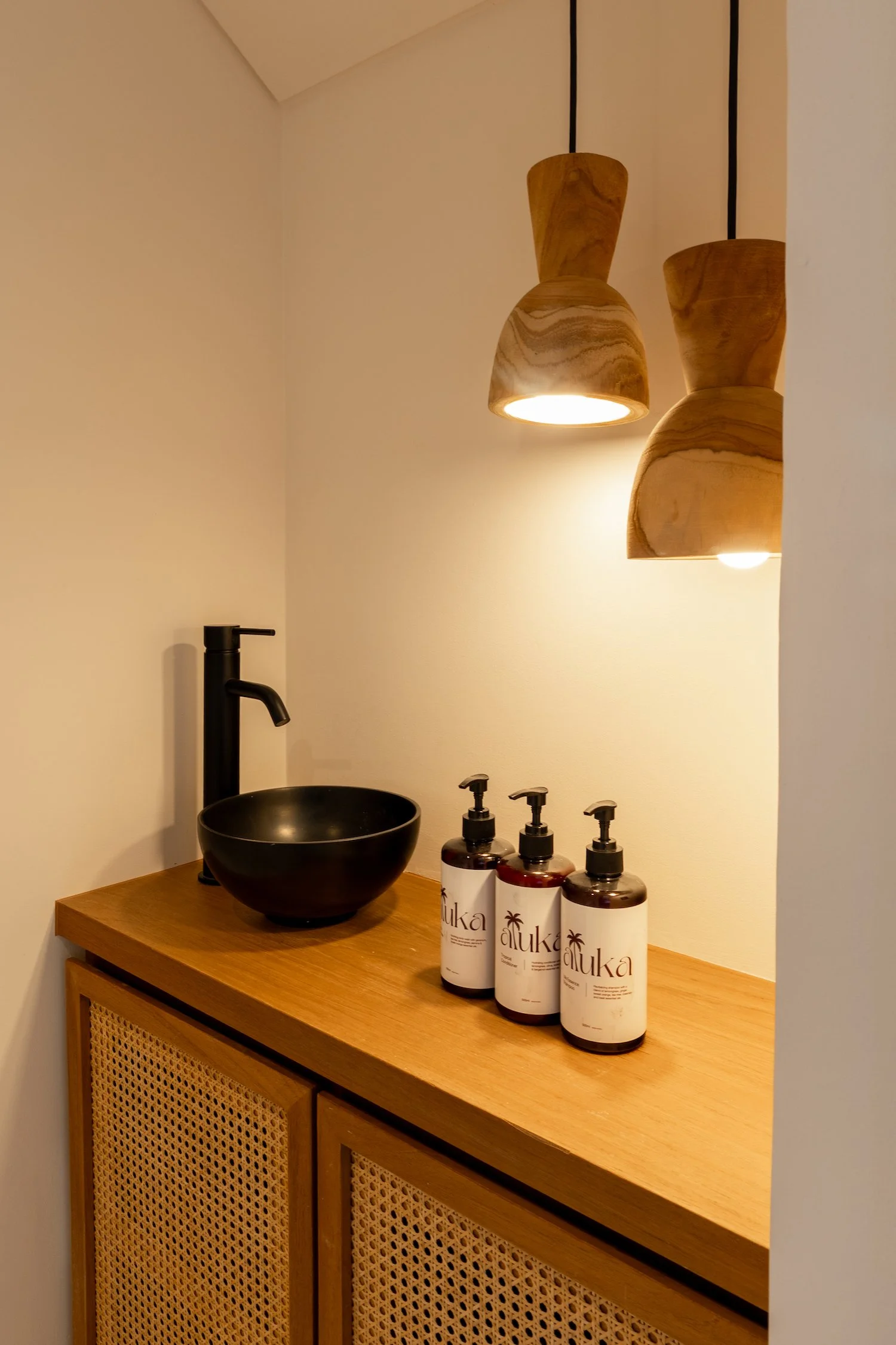 Bathroom 4.jpg