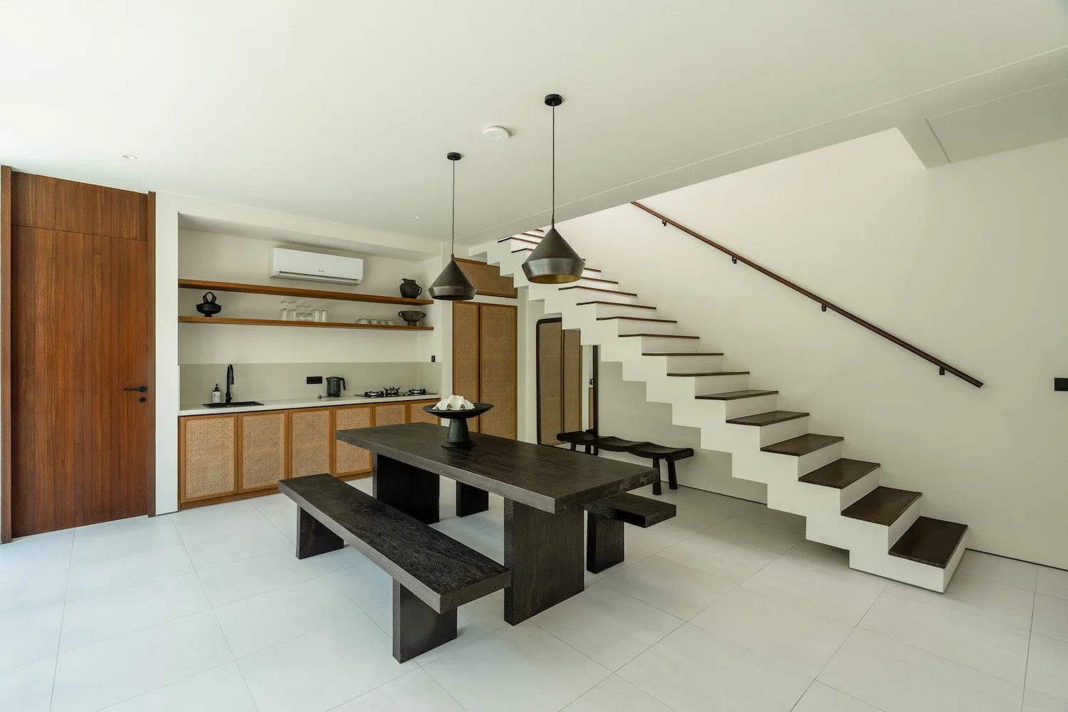 livingroom 1_2.jpg