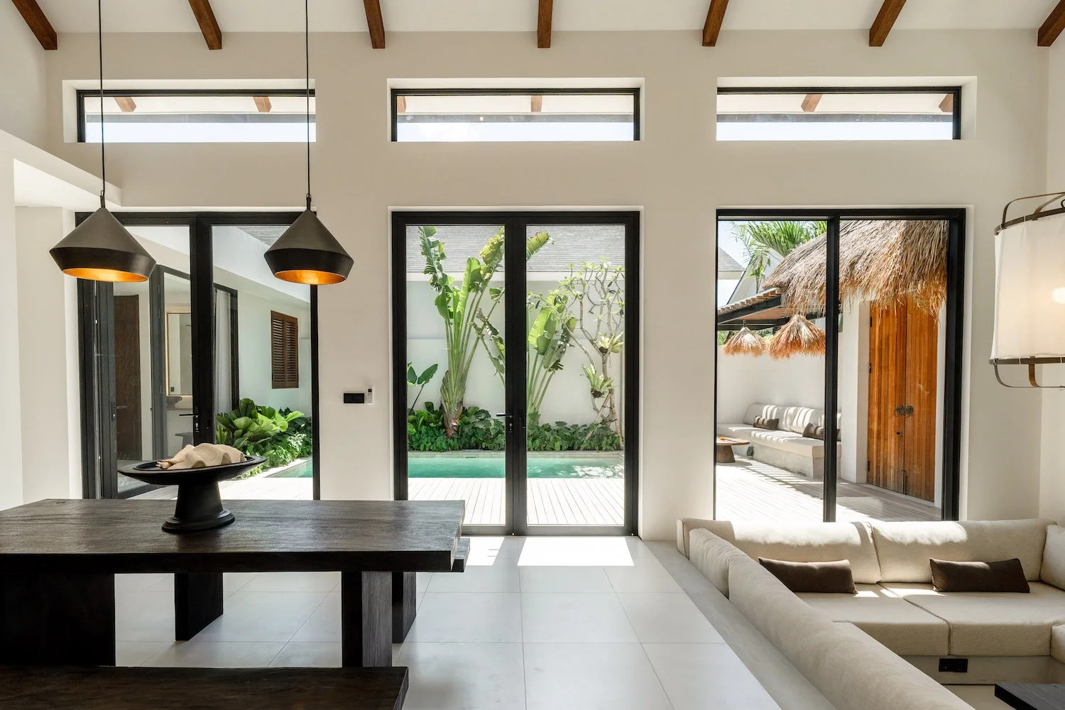livingroom 6.jpg