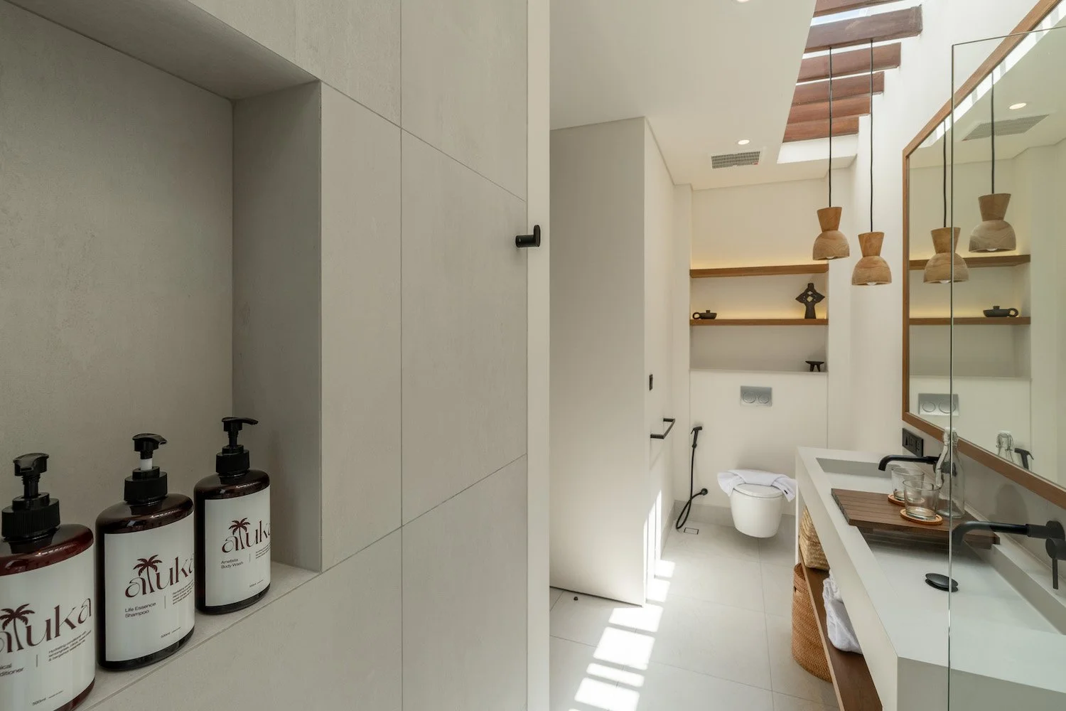 2 bathroom 3.jpg