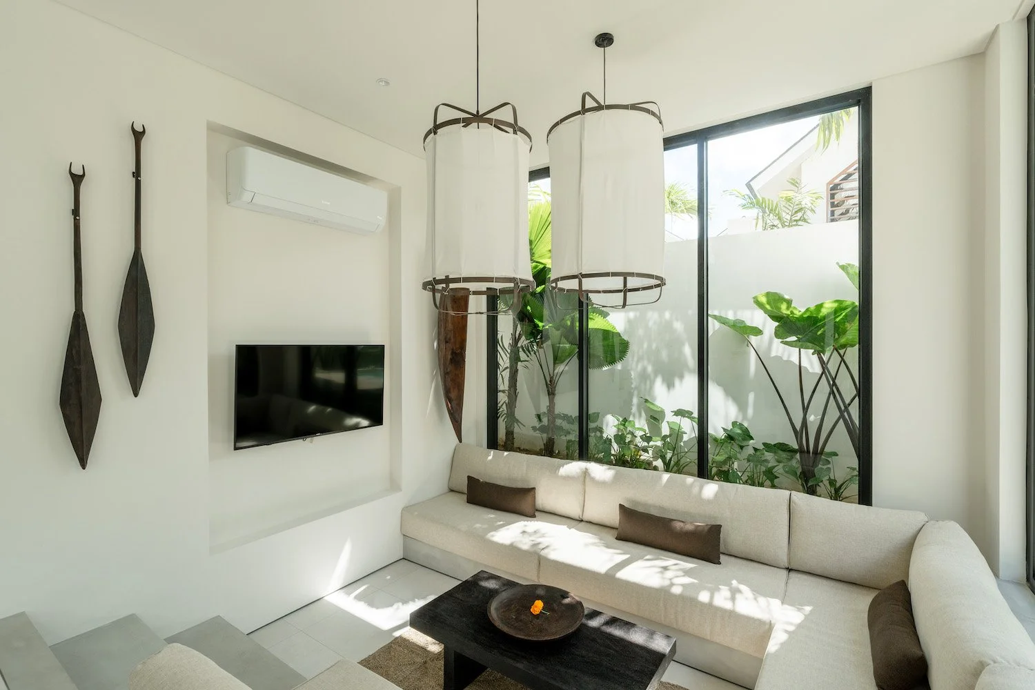 livingroom 1_6.jpg