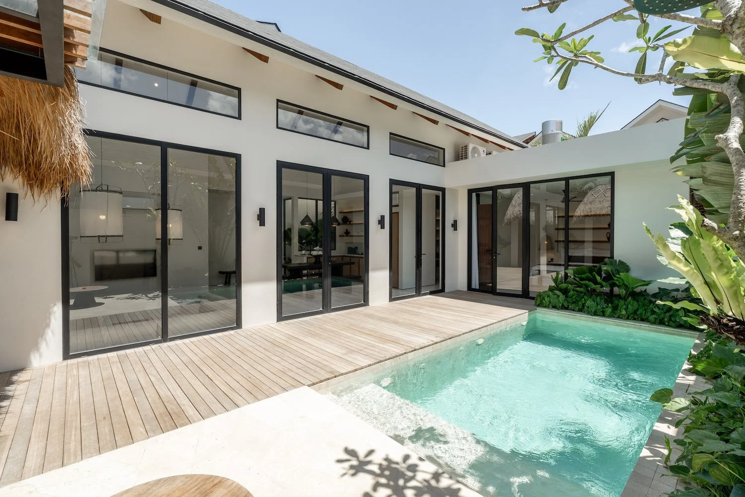 pool area 2.jpg