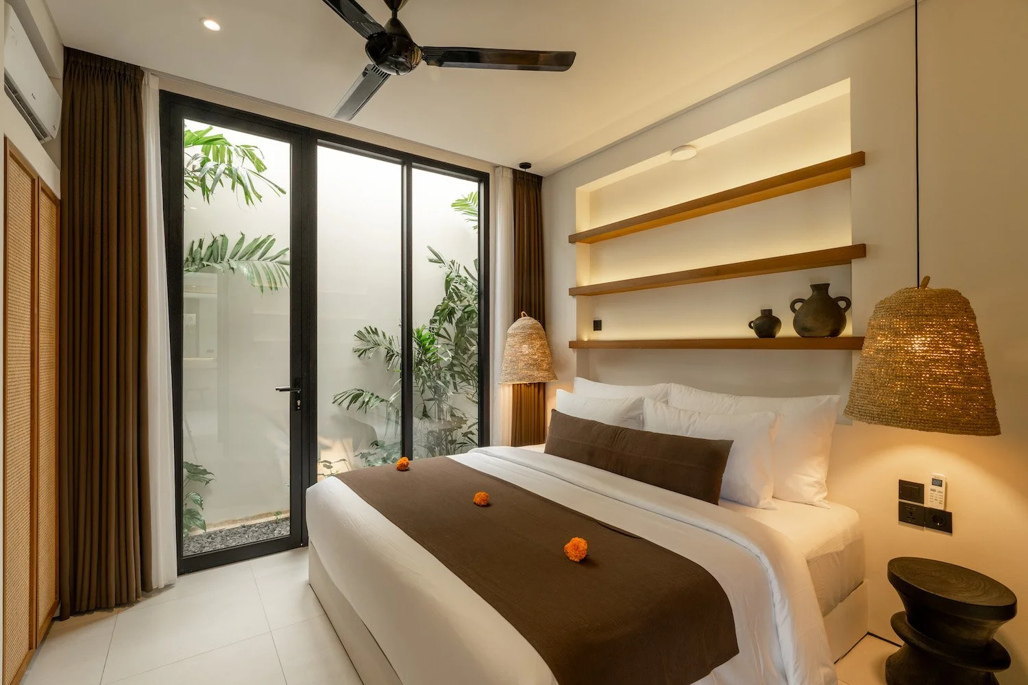 2 bedroom 2_3.jpg