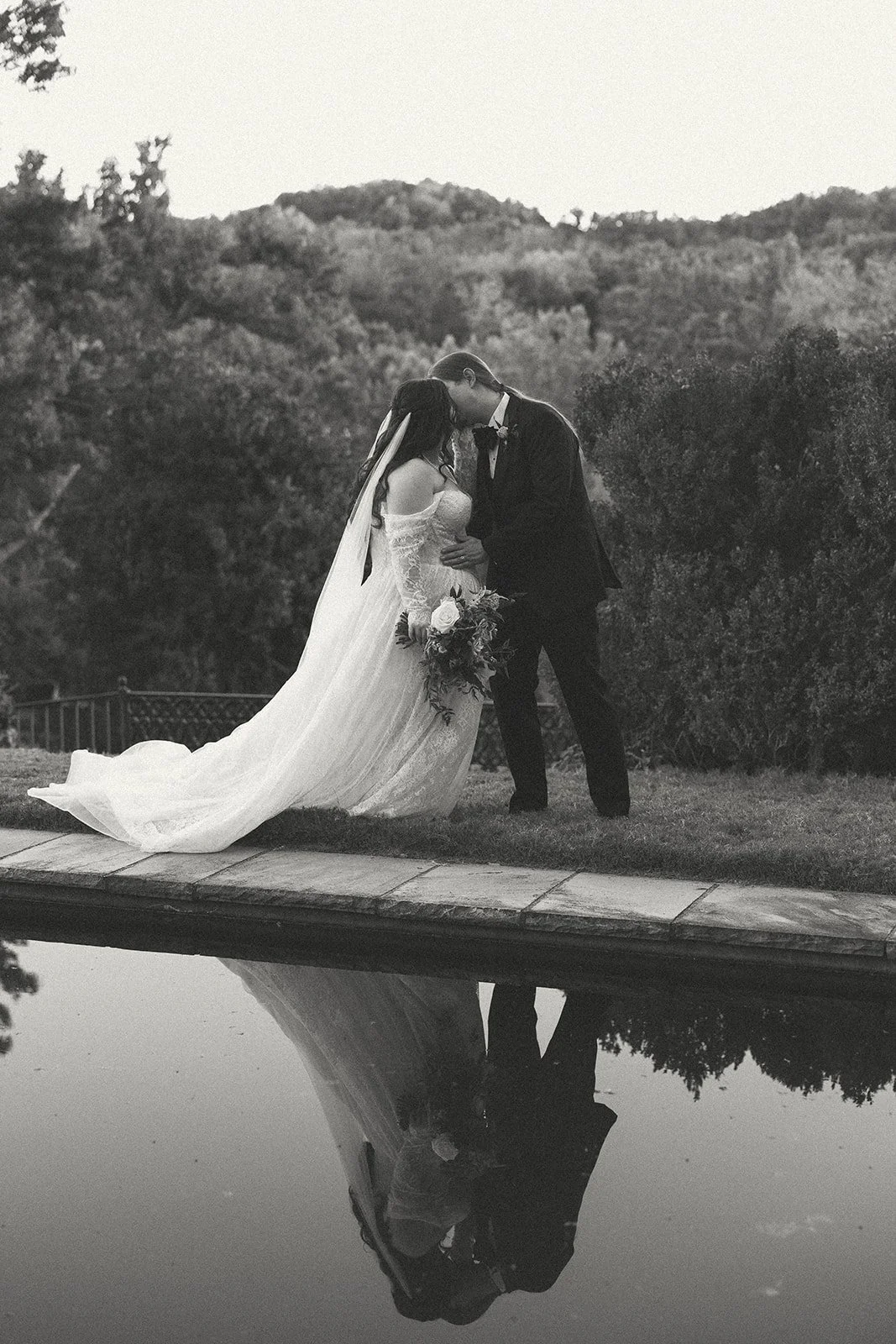 samantha-michael-cheekwood-wedding-preview-photos-nicole-kiser-imagery-83.jpg