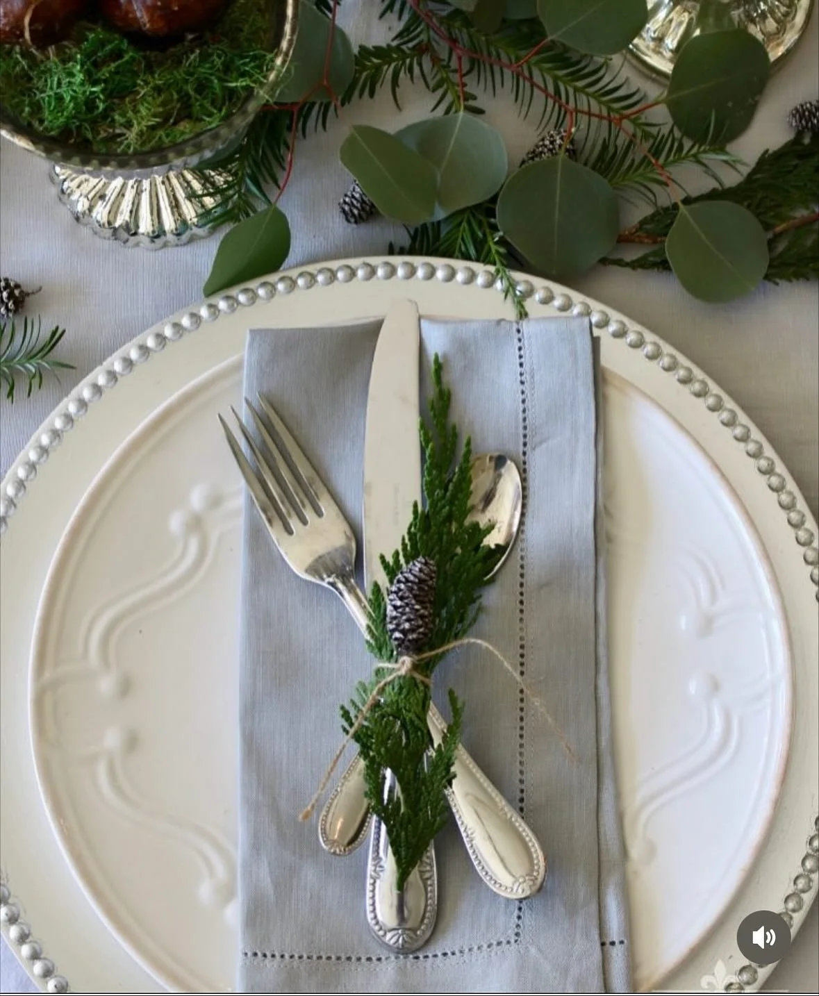 The best holiday tables feel personal.
Use the dishes you adore, the vintage silver you forget about, the linens tucked in a drawer. Layer them with intention. 

If you want to dive deeper into creating thoughtful, effortless tablescapes, Jen from @f