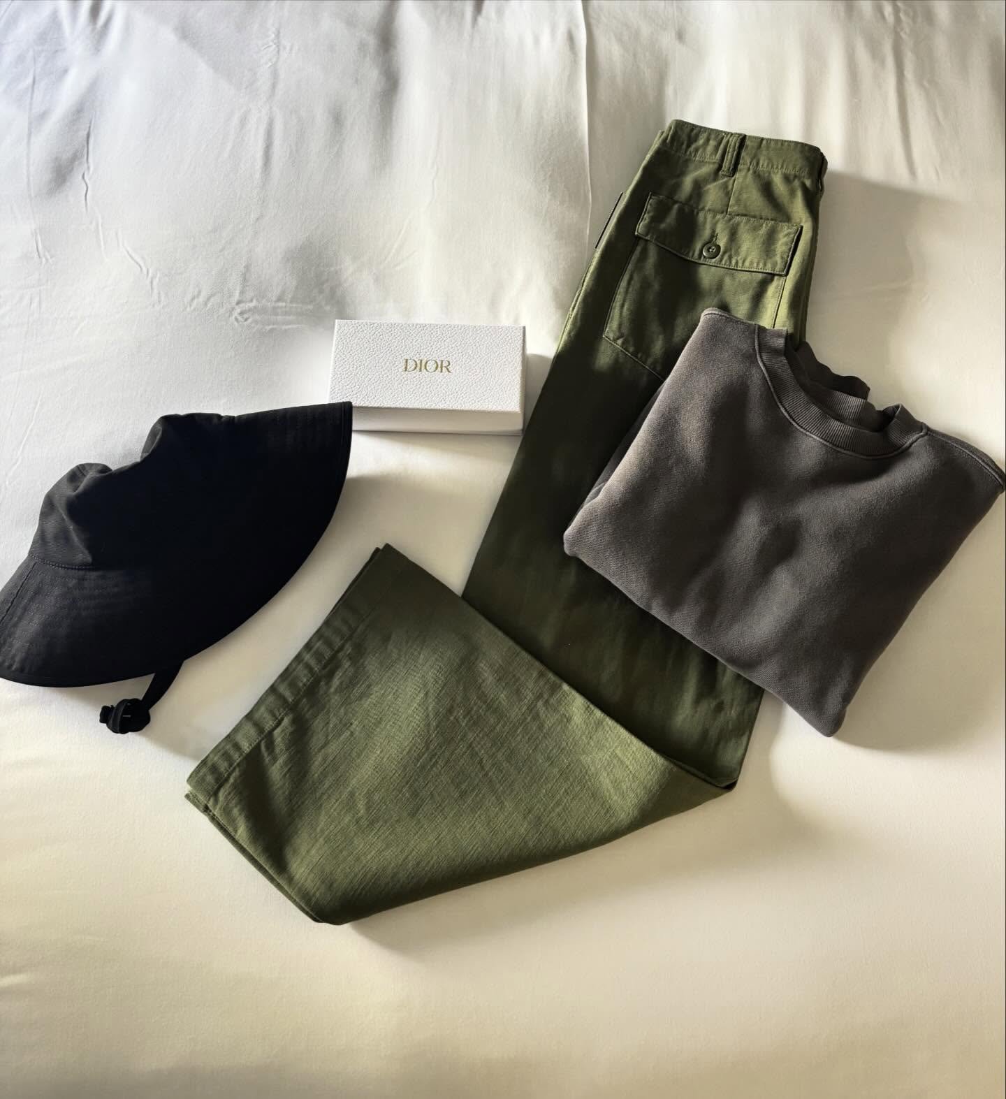 After my Spring wardrobe edit, I knew exactly what I wanted to shop for. Edits help you see what&rsquo;s missing, and the key pieces you want to thoughtfully add in.

For me, it came down to a few pieces I know will serve me well. An olive wide leg u