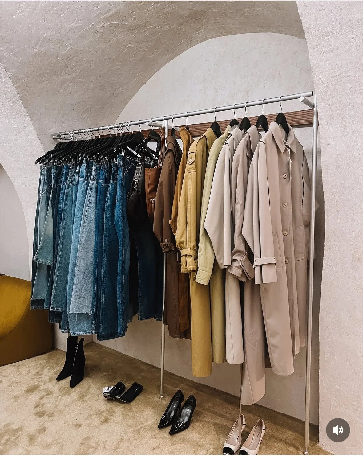 Clothing organization by Jocelyn Stuart Wardrobe Stylist