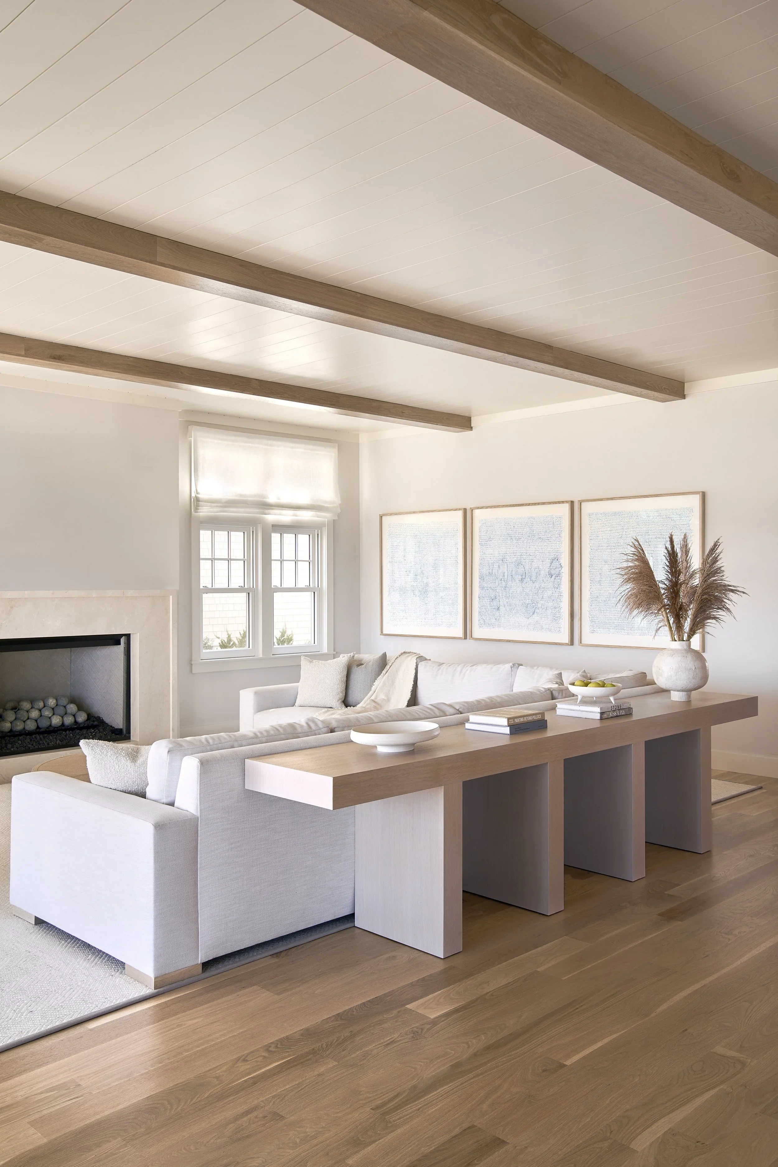 Reed Hansuld_Collab_Chango_Beach-House_1.webp