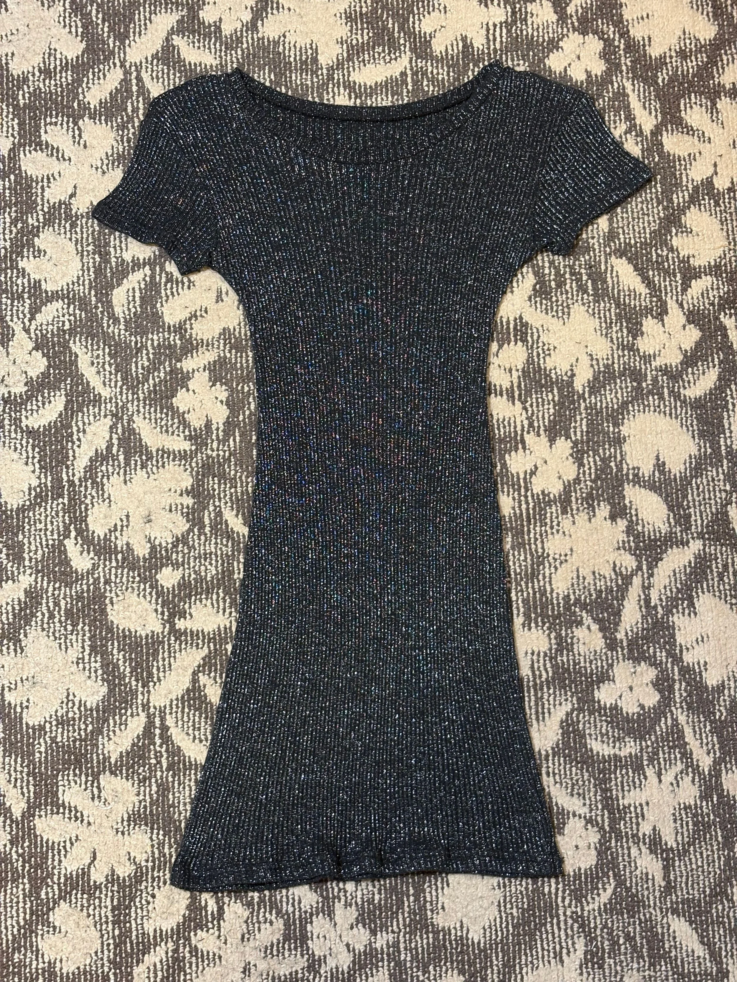 タイトニットワンピース