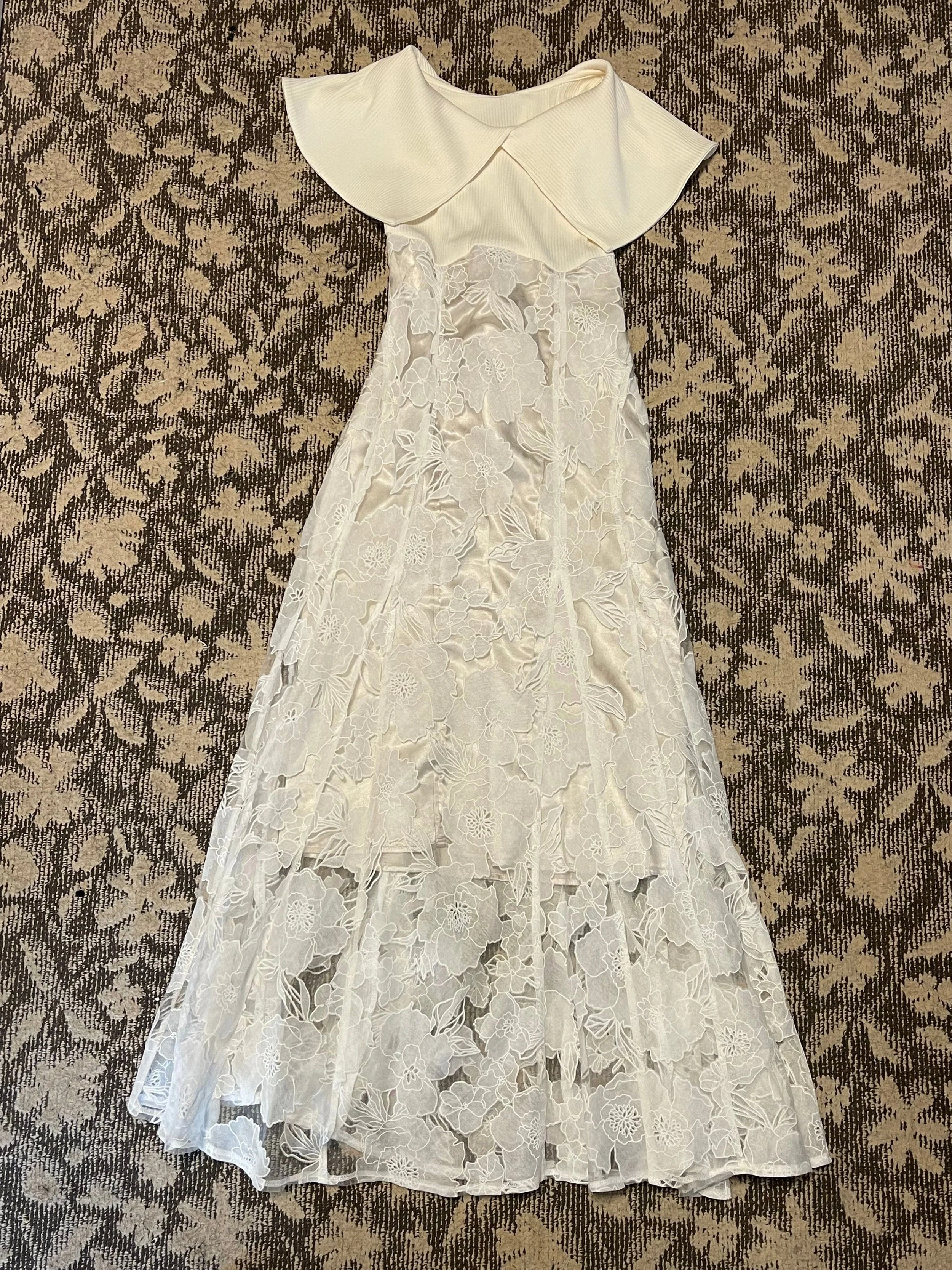 オパールフラワーコルセットワンピース ホワイト