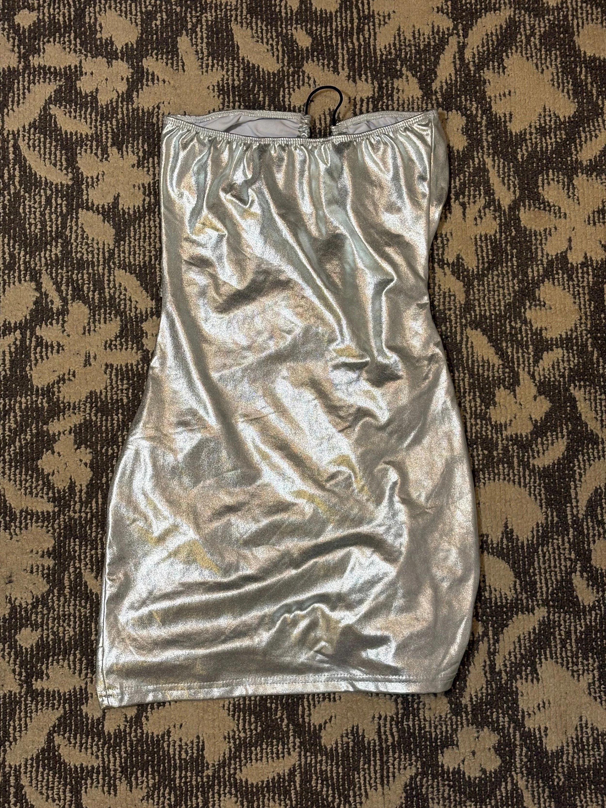 メタリックミニワンピ