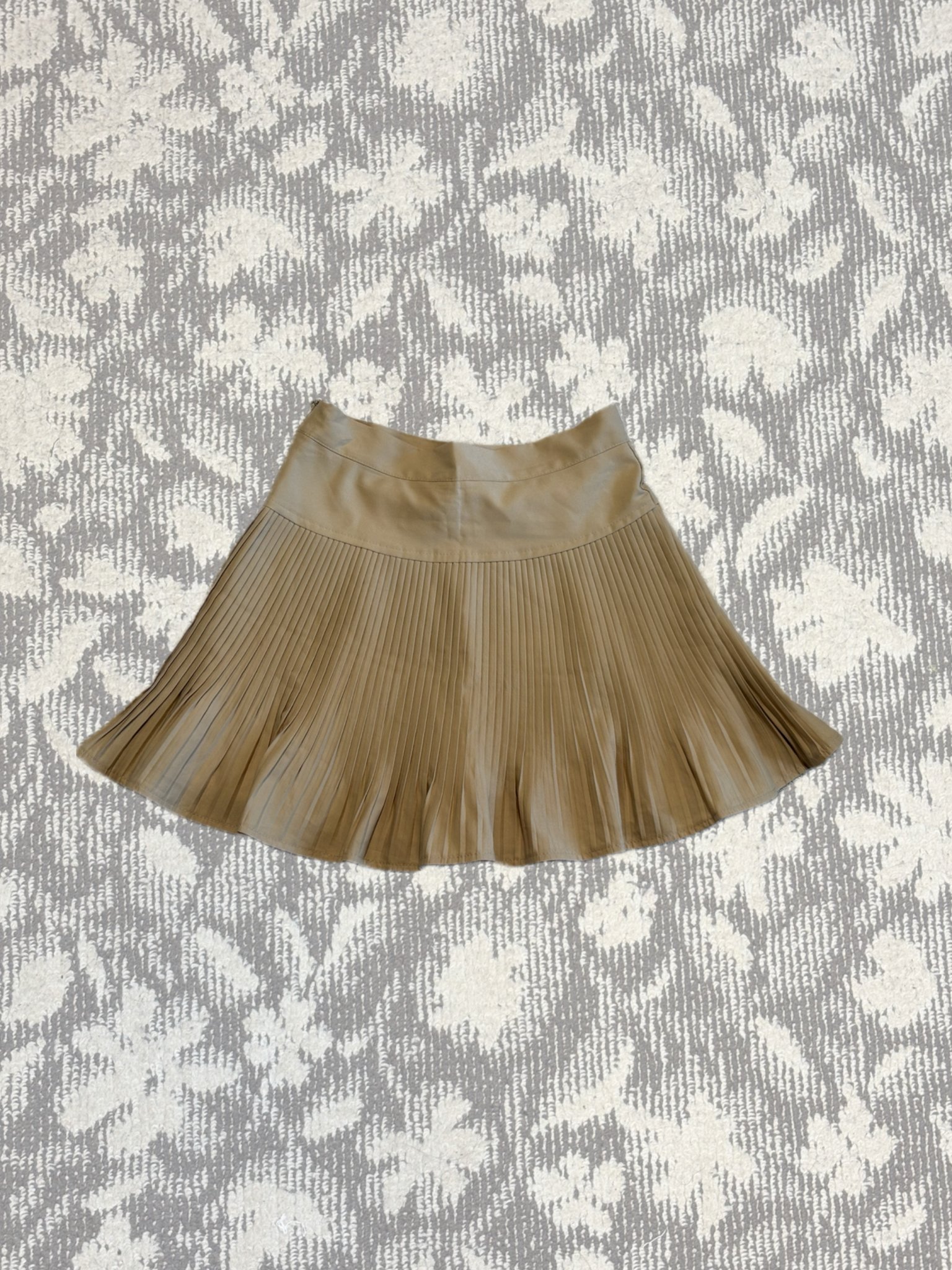 プリーツミニスカート