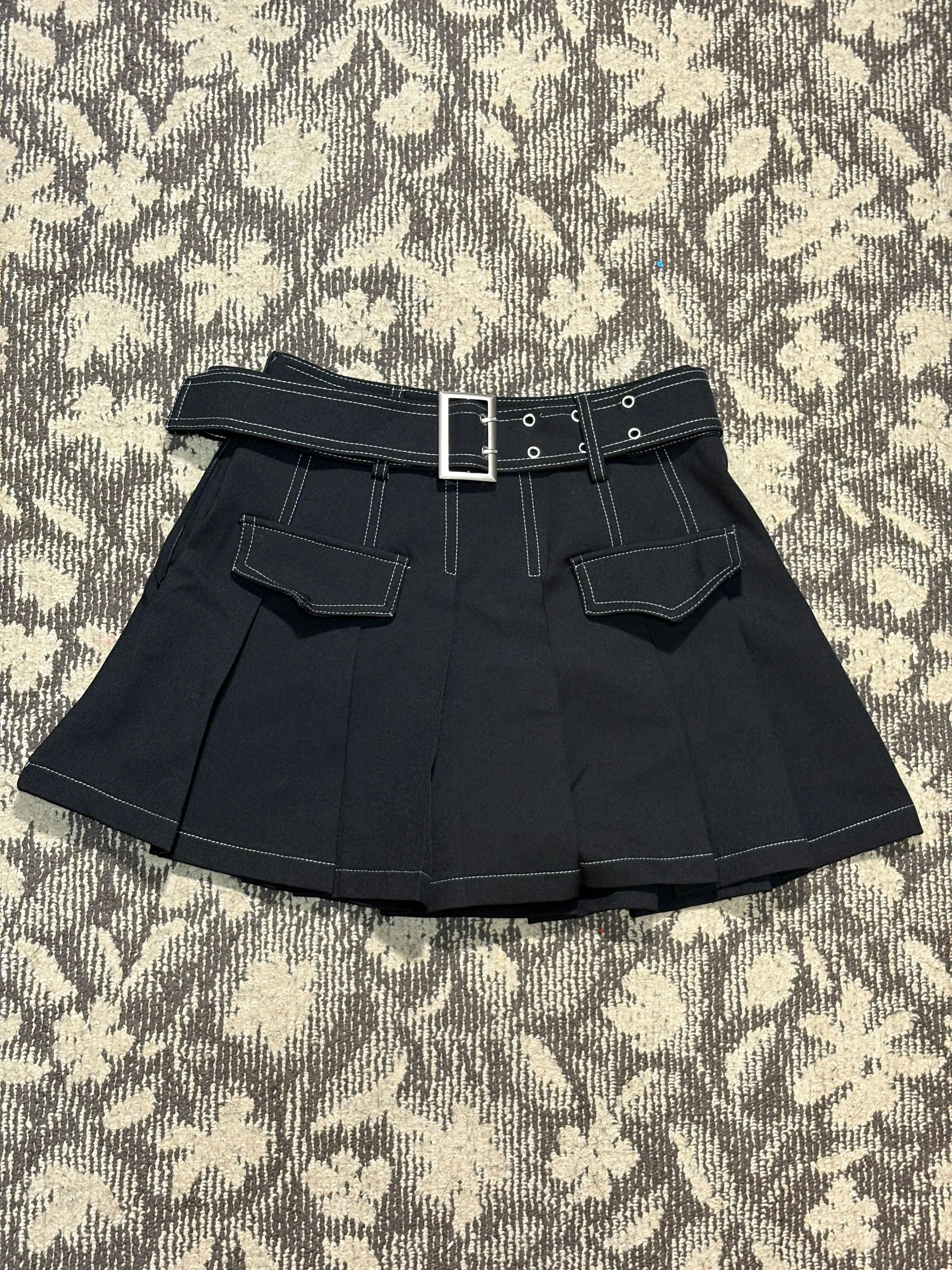 ステッチプリーツスカート