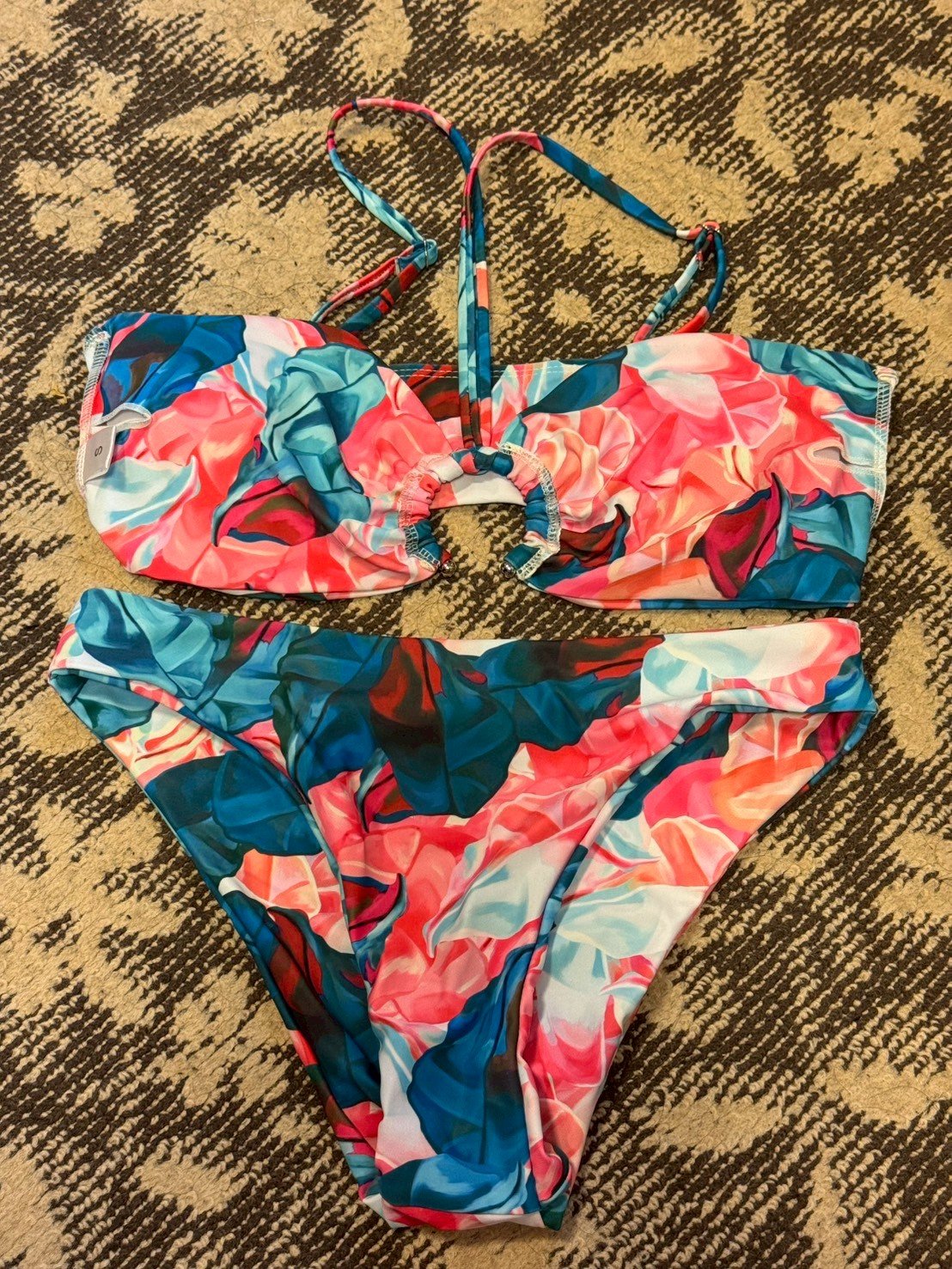 水着(フローラル)